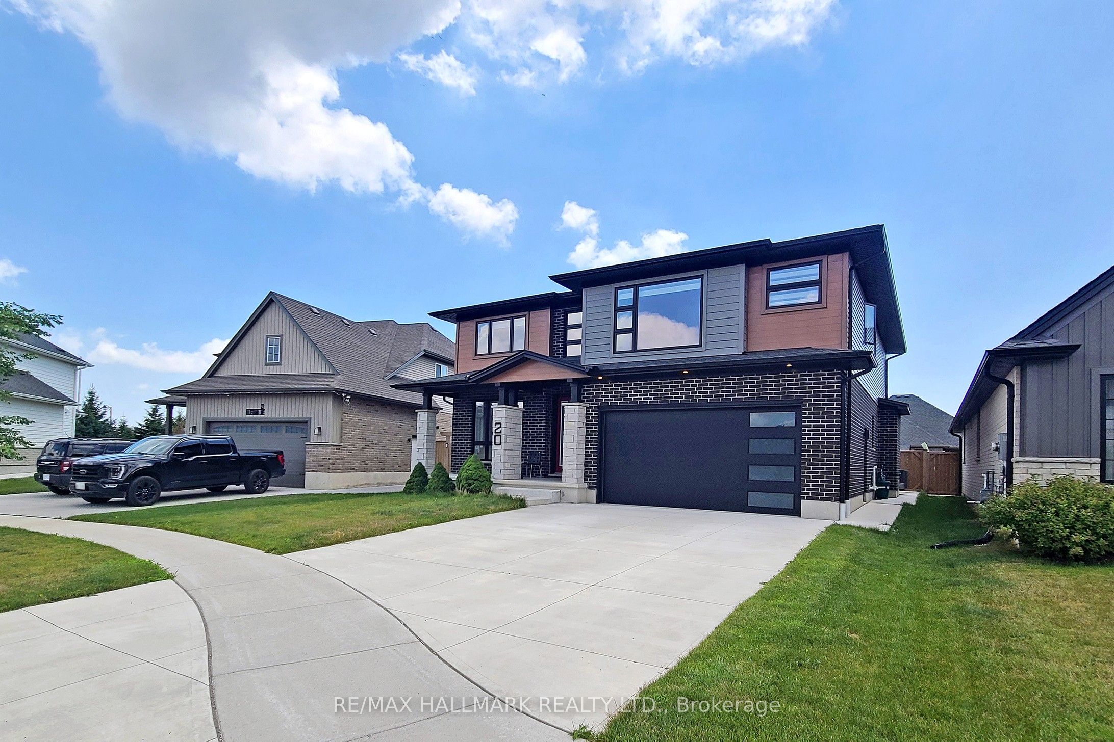 20 Valderrama Lane Property Photo 1
