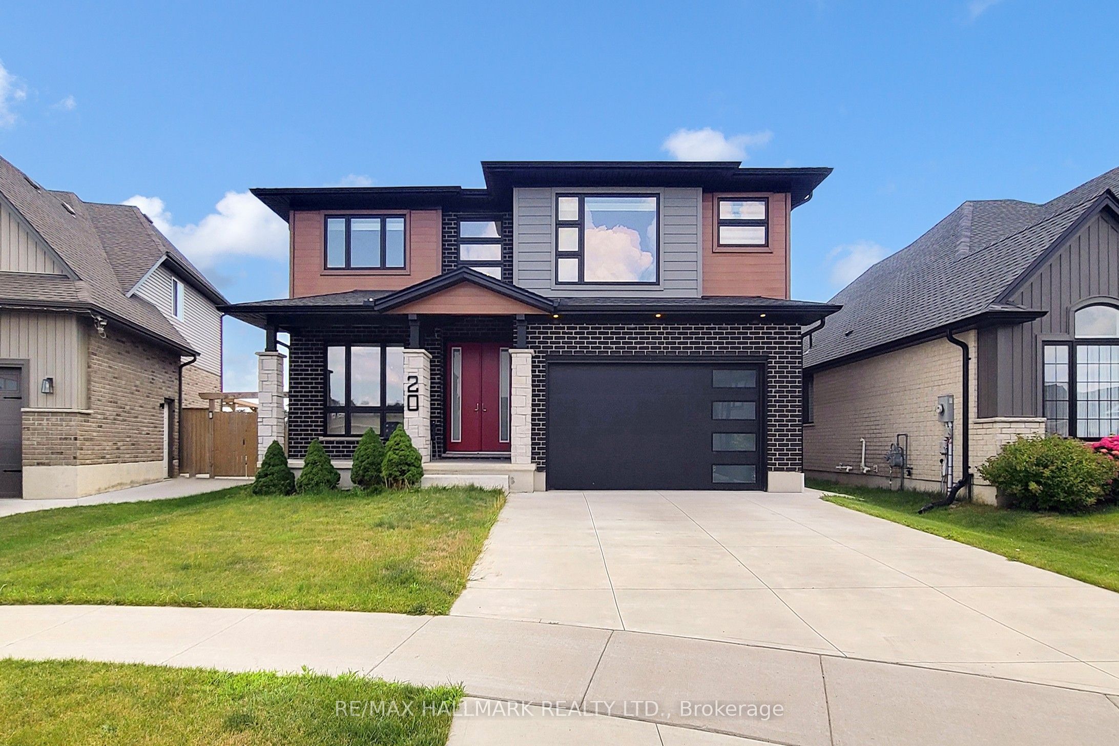 20 Valderrama Lane Property Photo 2