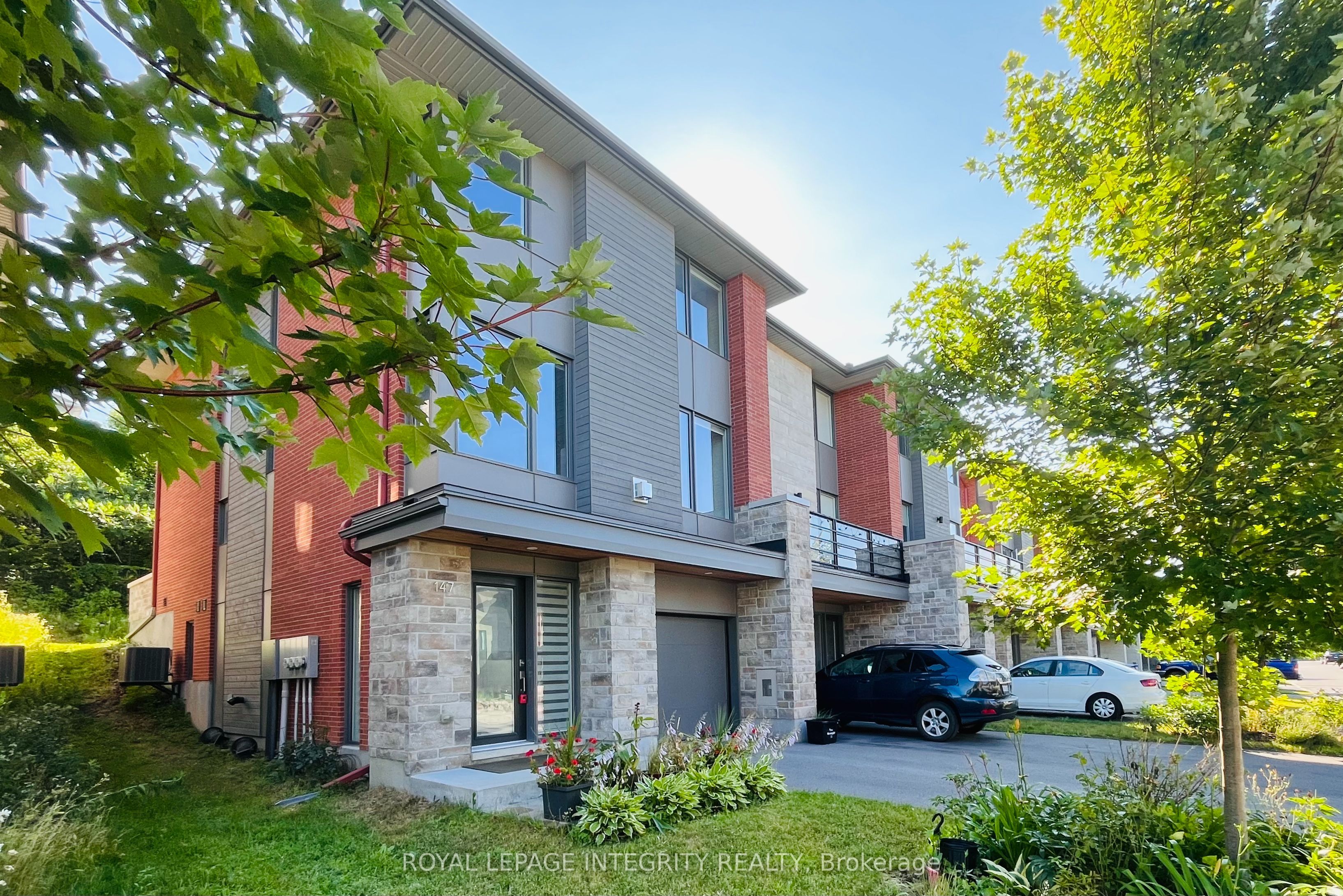 147 Boundstone Way Property Photo 2