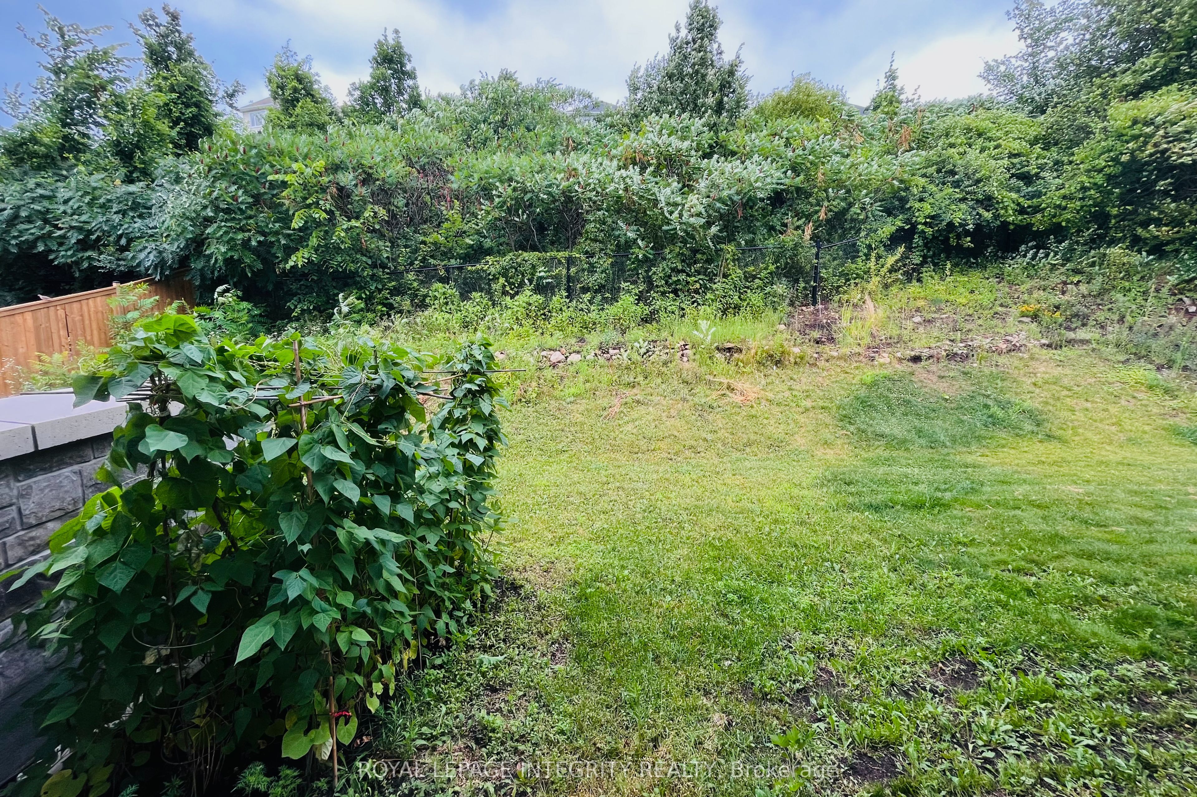 147 Boundstone Way Property Photo 46