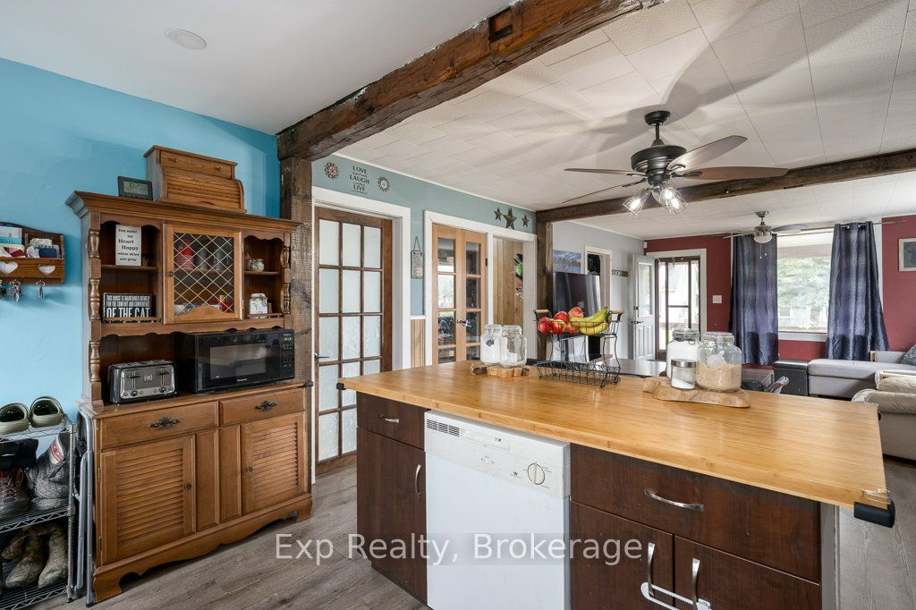 525 Cannifton Road N Property Photo 13