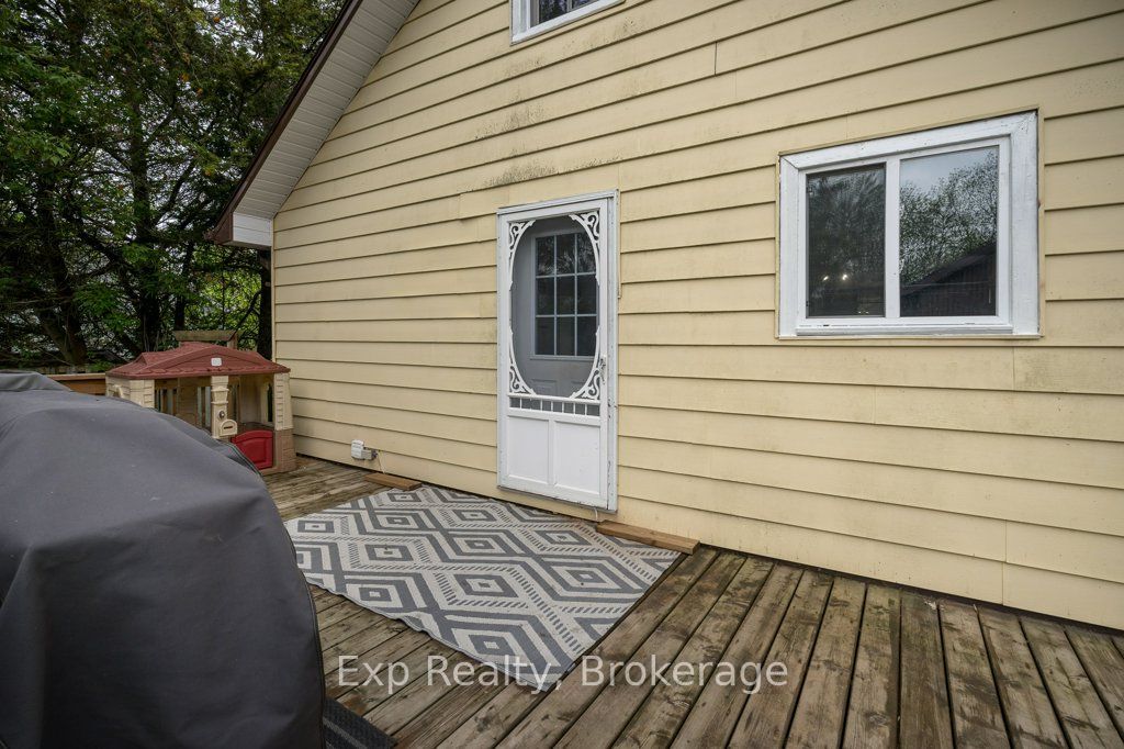 525 Cannifton Road N Property Photo 24