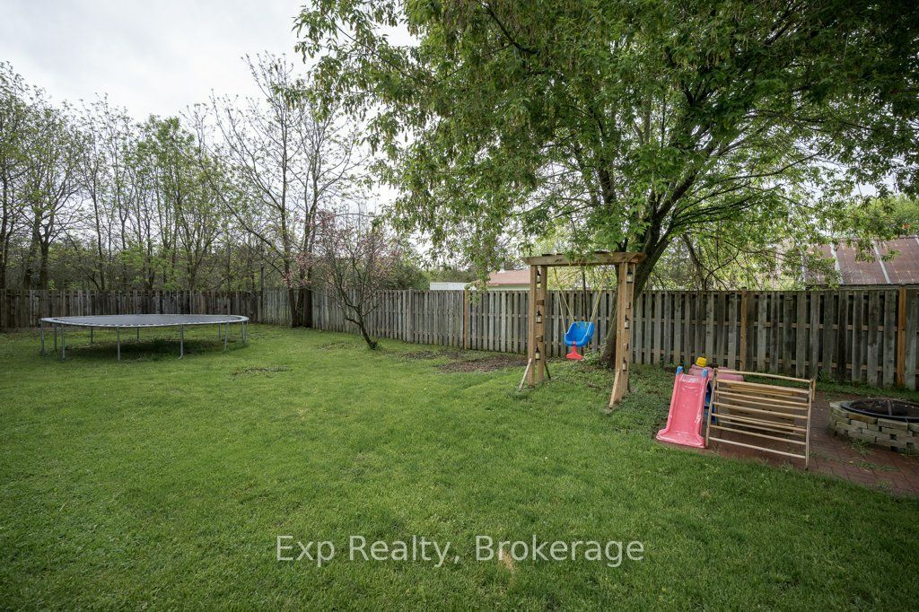 525 Cannifton Road N Property Photo 37