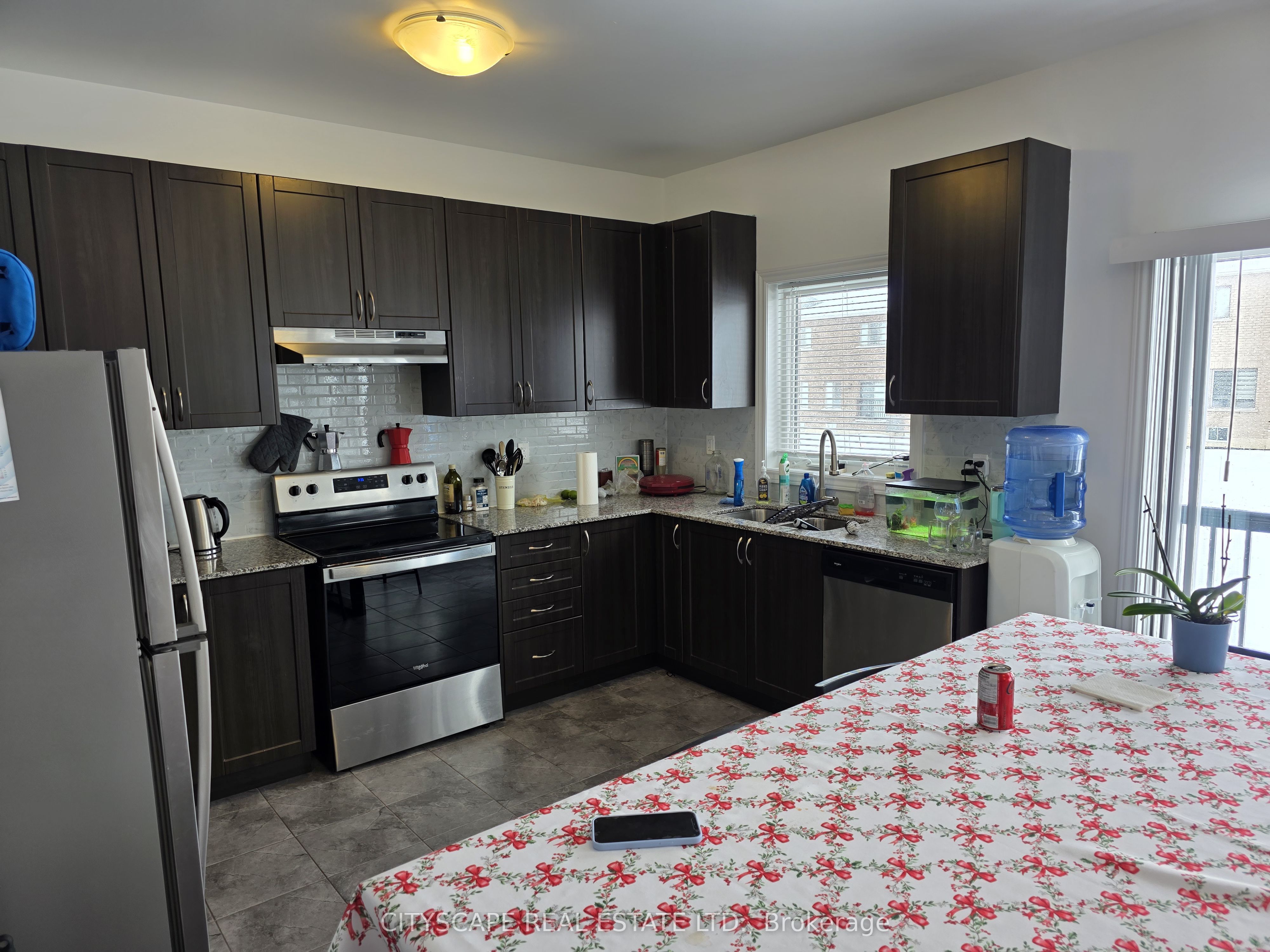351 Ridley Crescent Property Photo 10