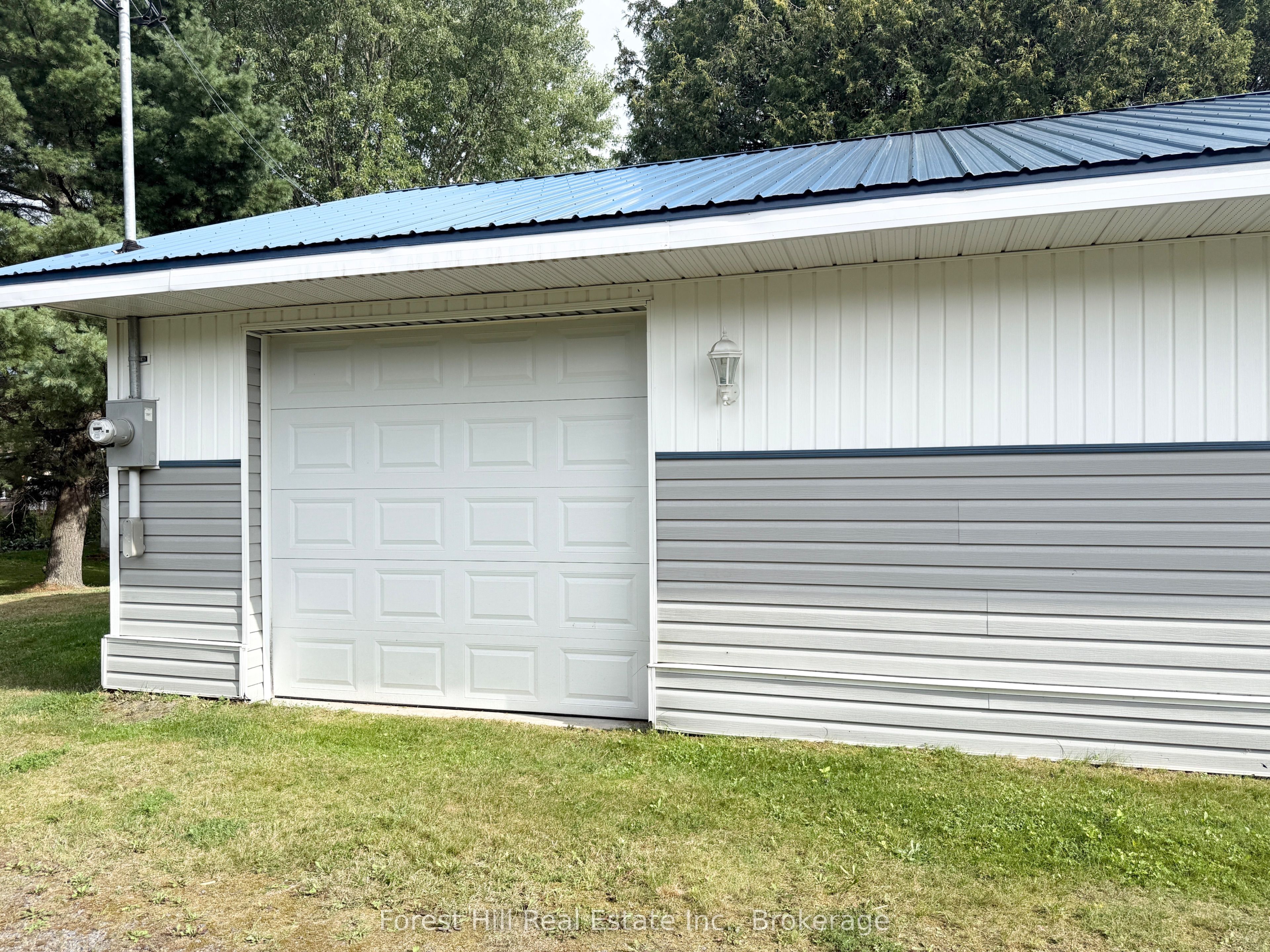 17 Davis Drive Property Photo 23
