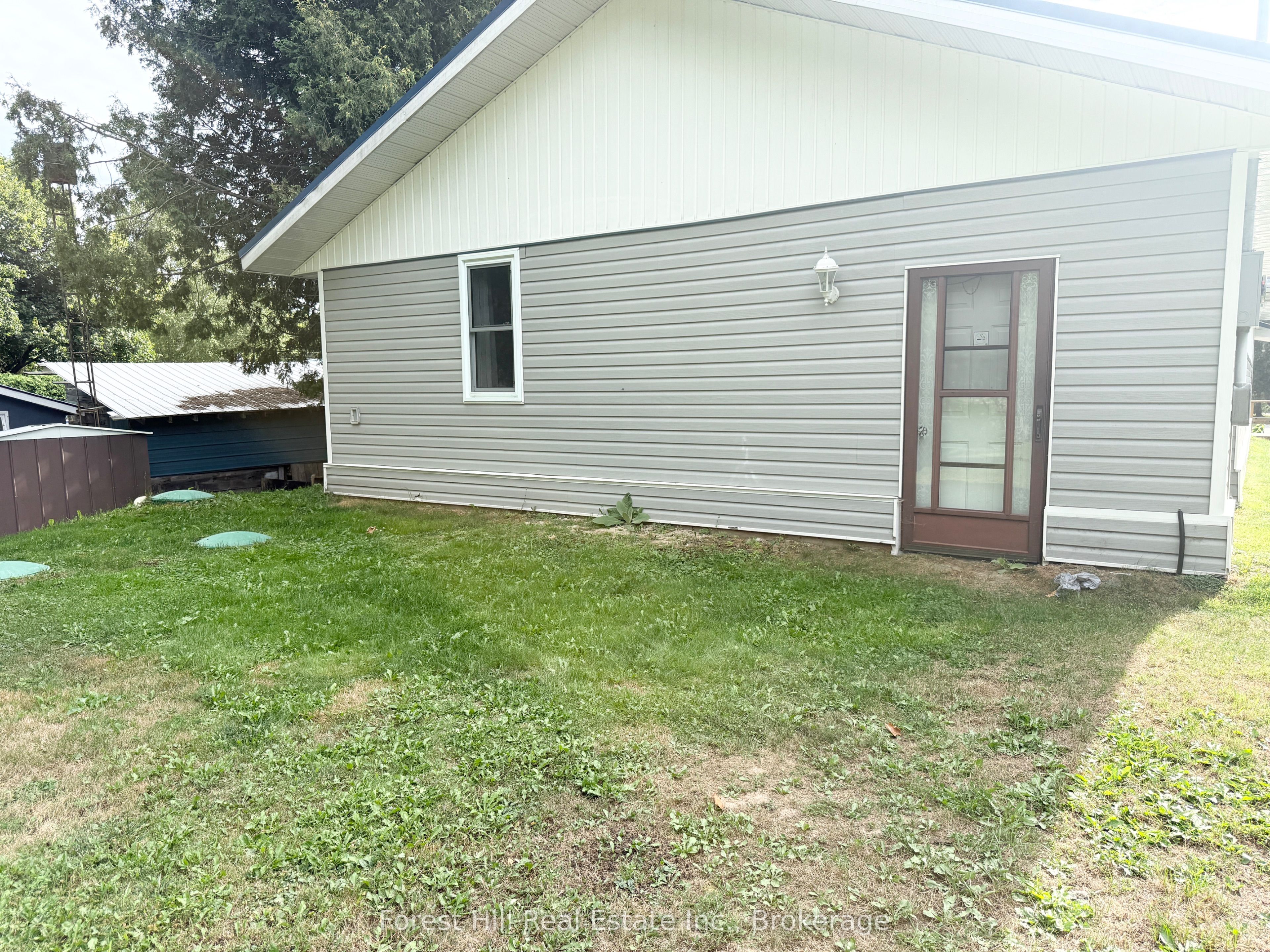 17 Davis Drive Property Photo 26