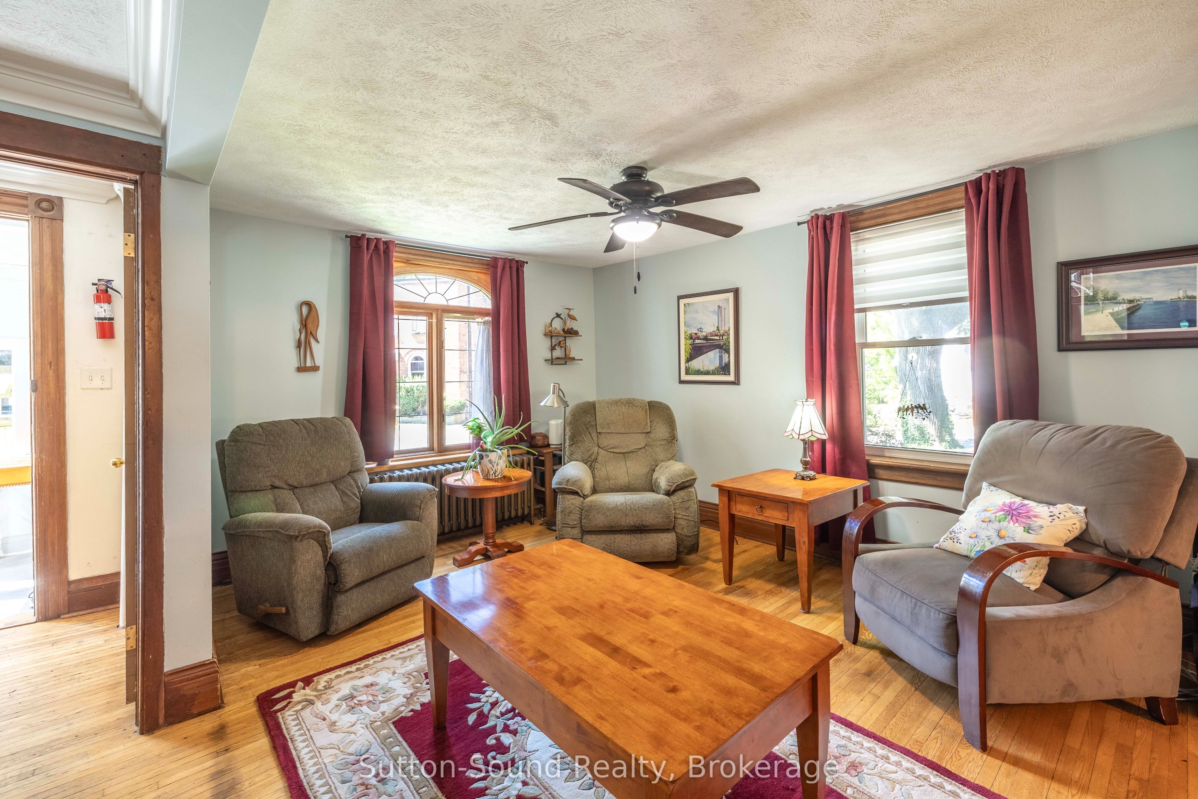 155 5th A Street E Property Photo 8