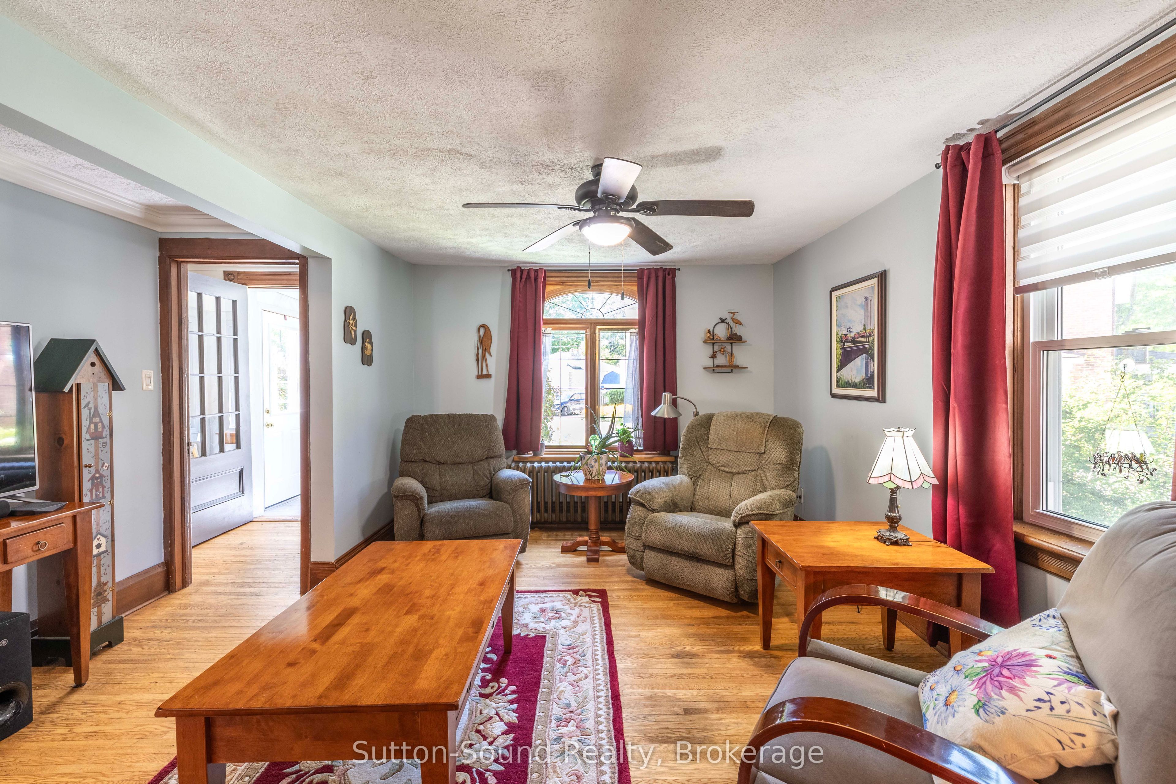 155 5th A Street E Property Photo 9