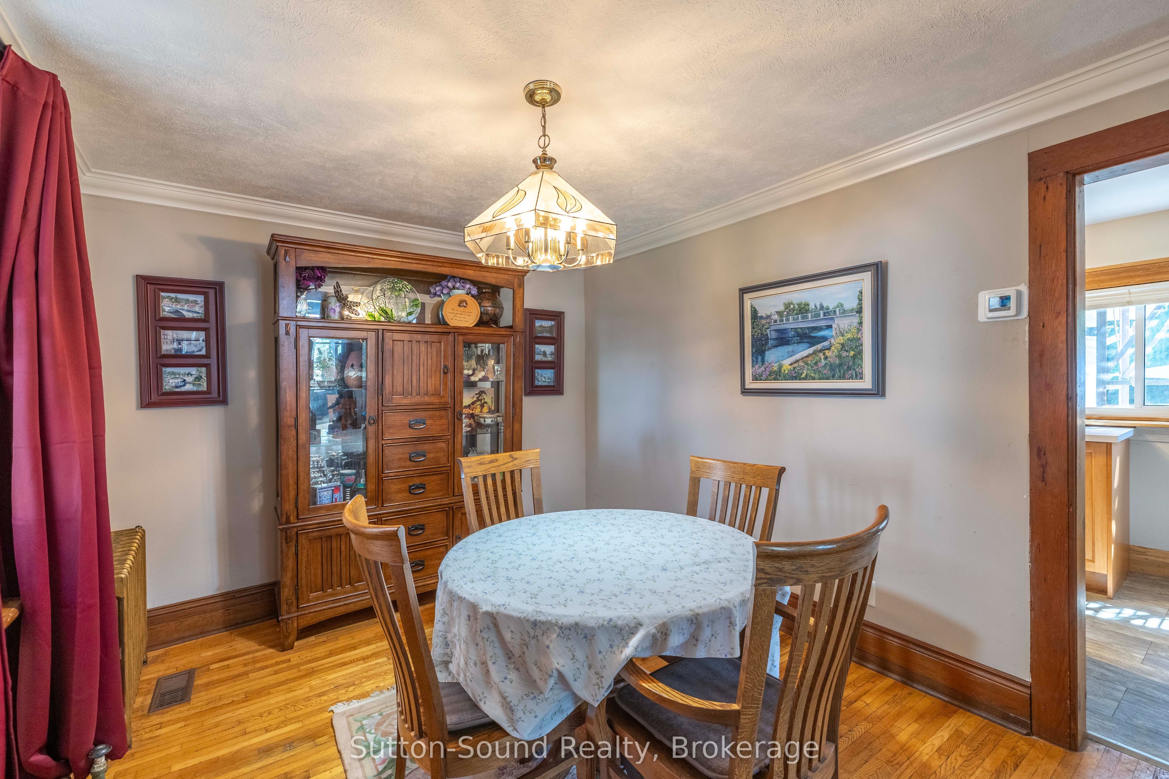 155 5th A Street E Property Photo 13