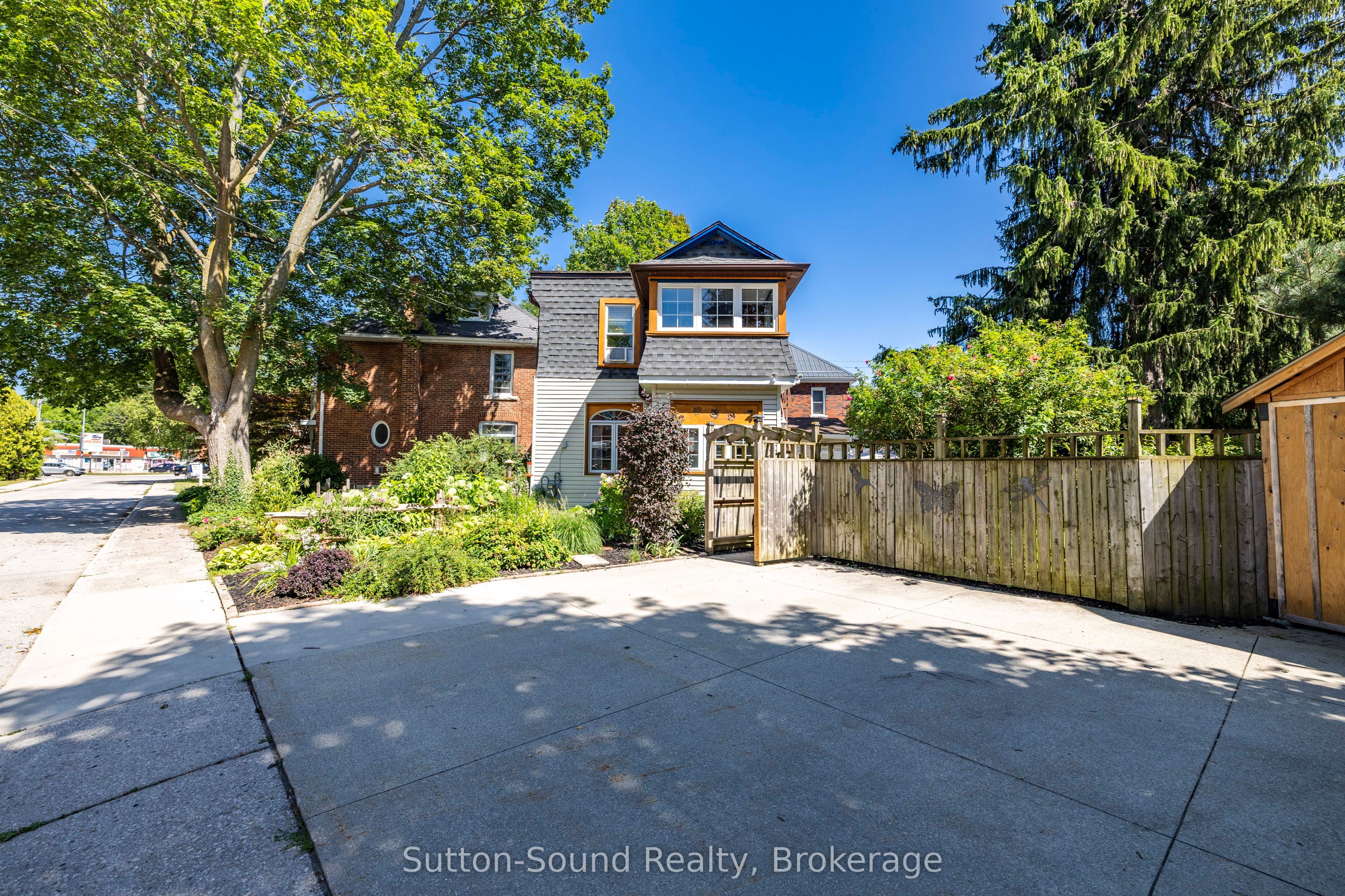 155 5th A Street E Property Photo 39