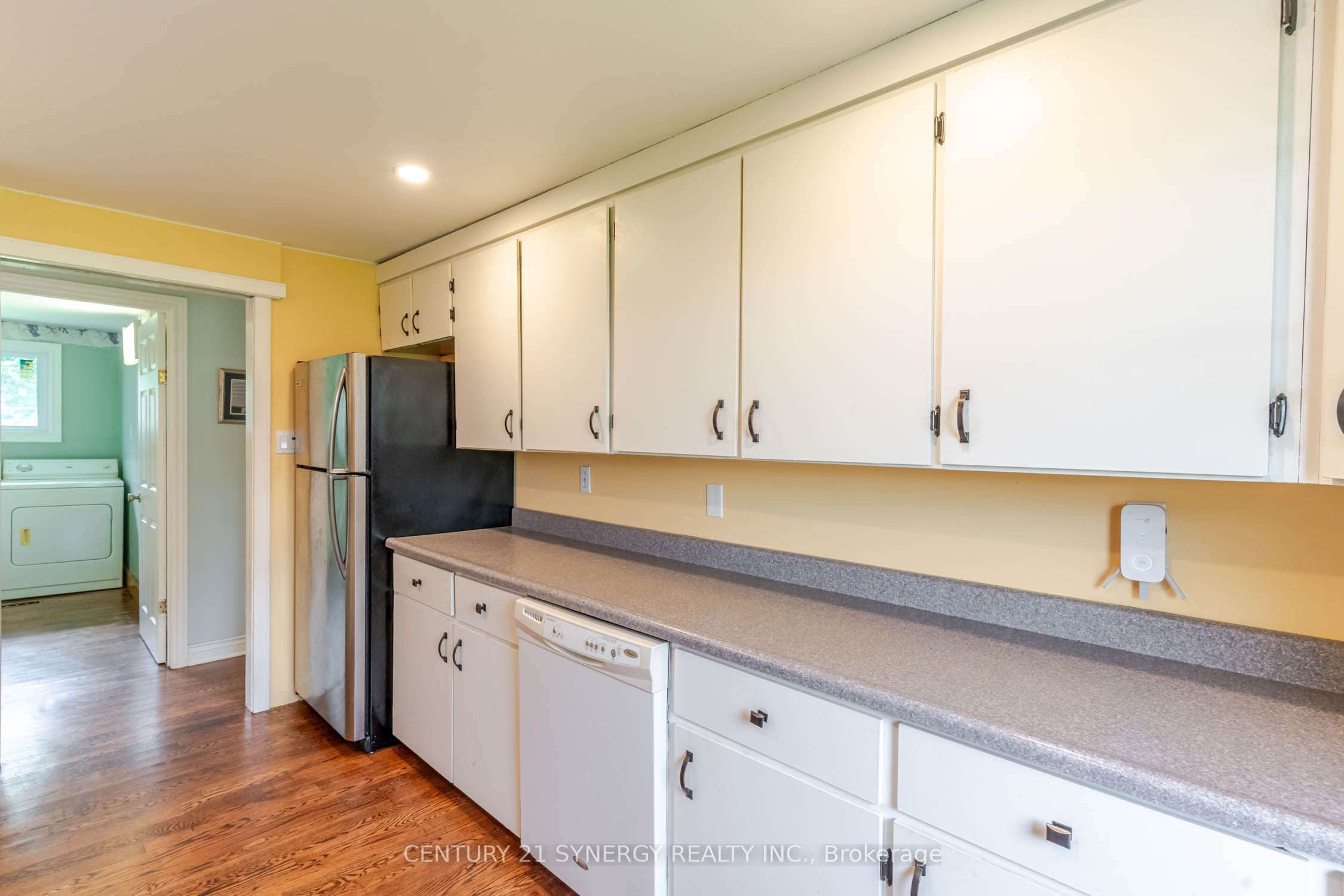 677 Bowes Side Road Property Photo 13