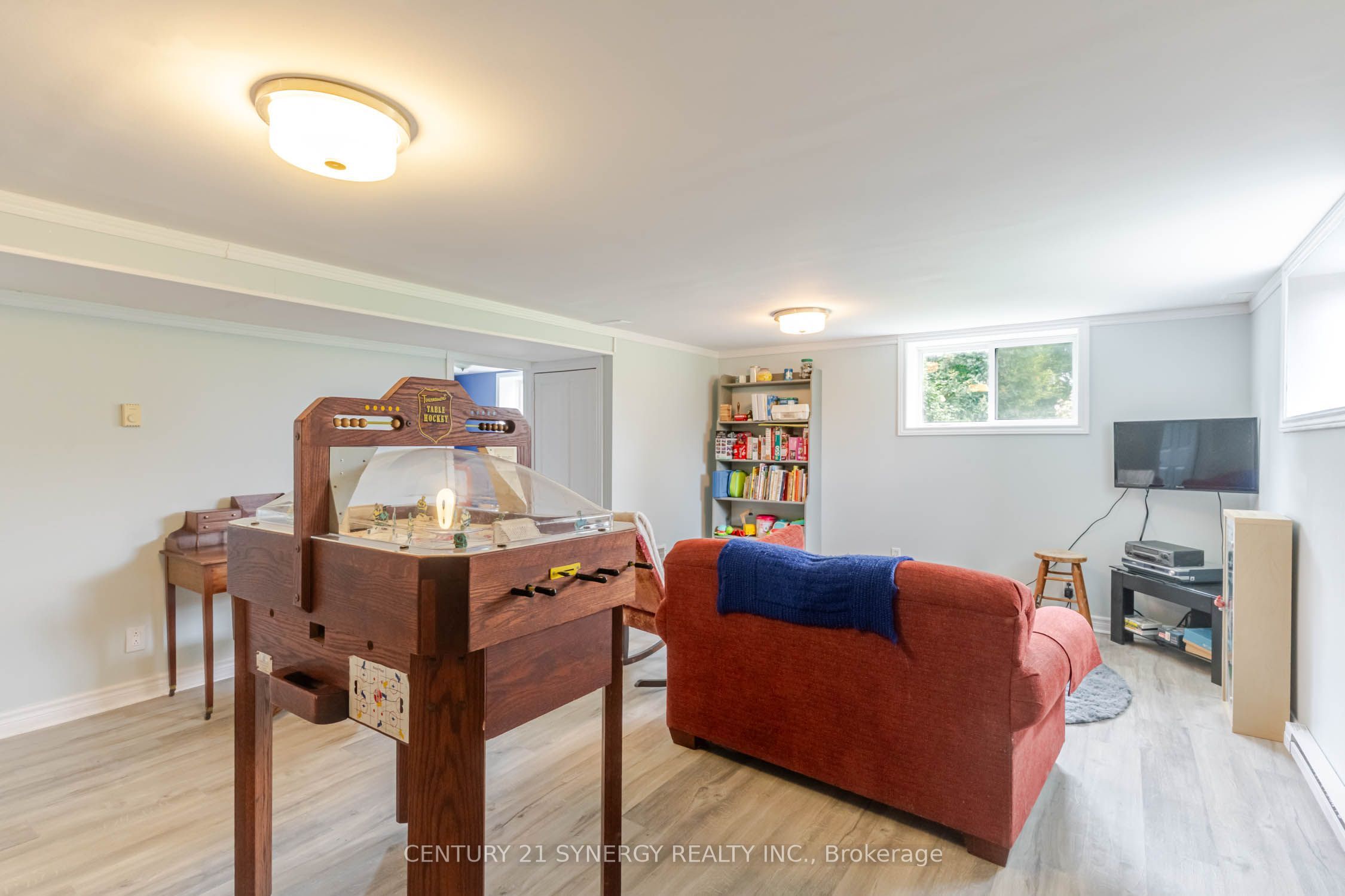 677 Bowes Side Road Property Photo 29
