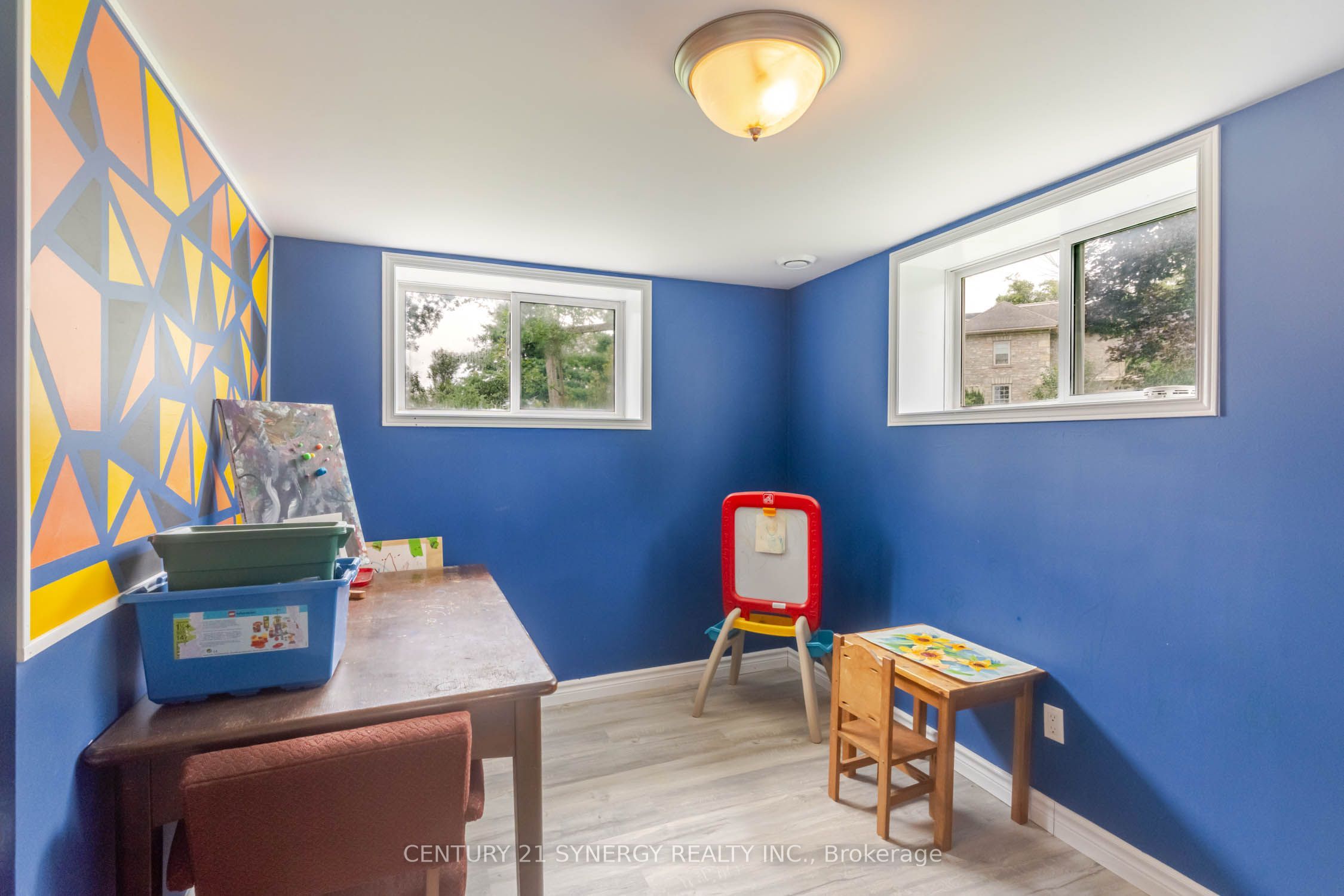 677 Bowes Side Road Property Photo 32