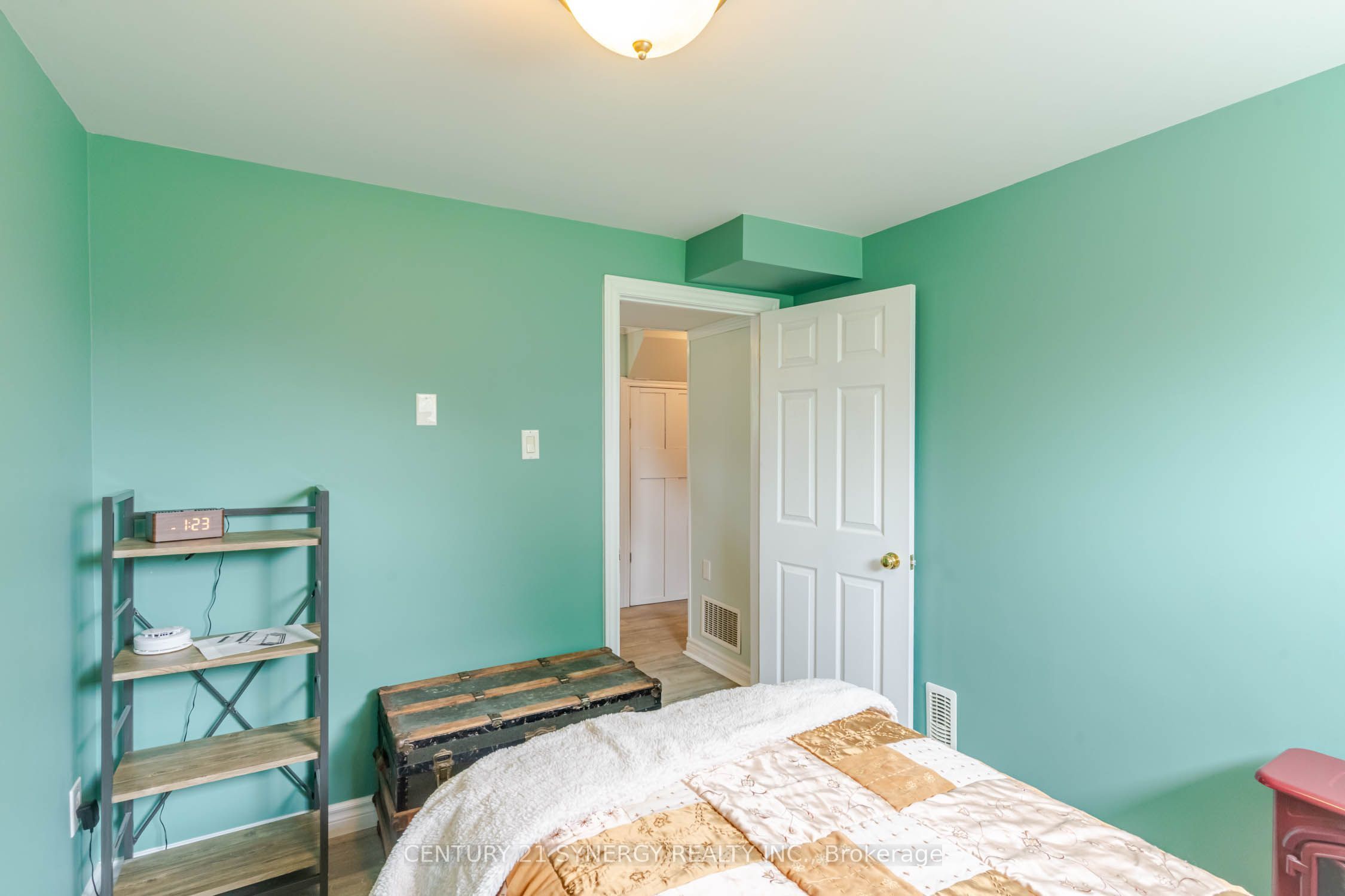 677 Bowes Side Road Property Photo 35