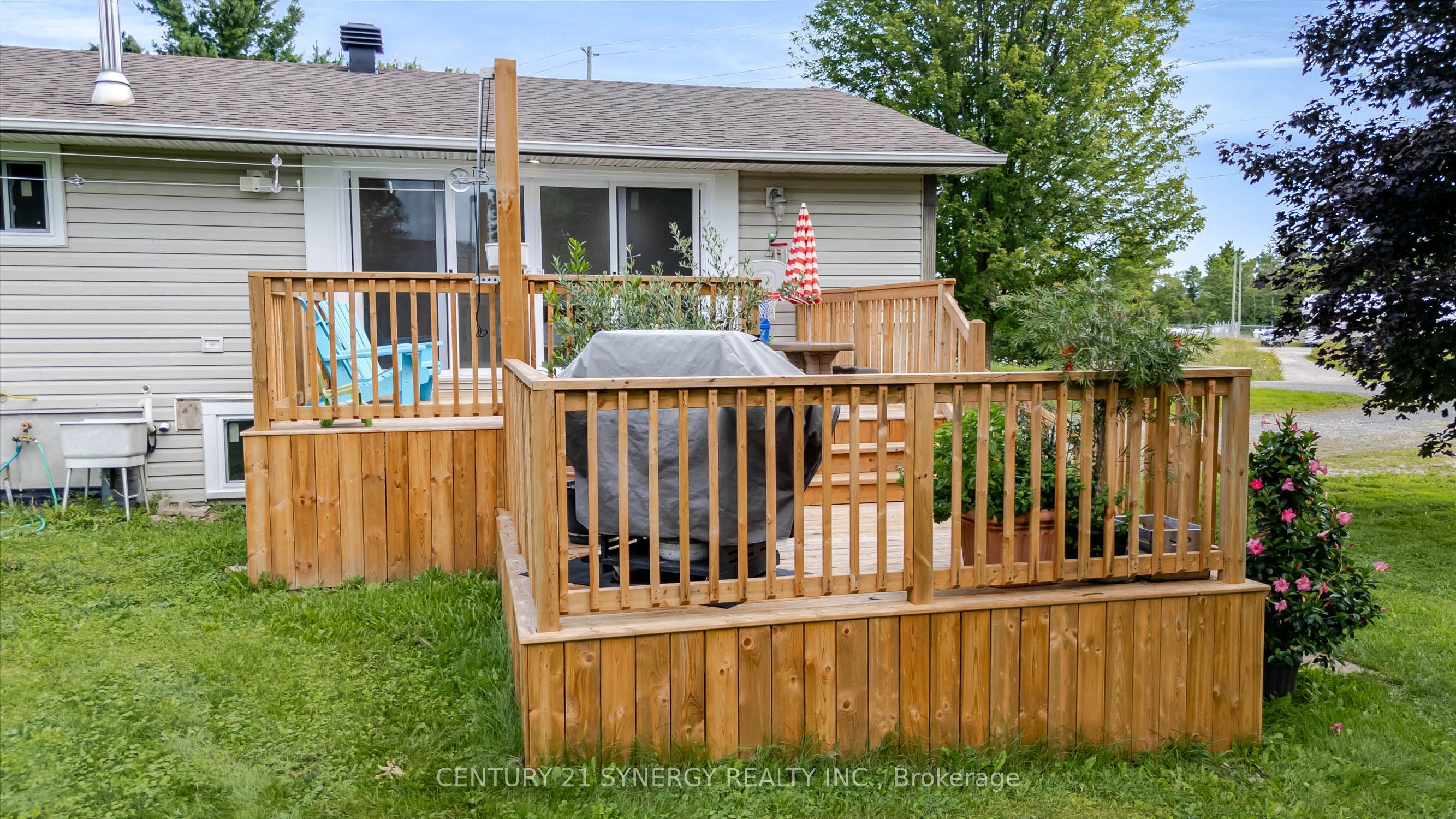 677 Bowes Side Road Property Photo 41