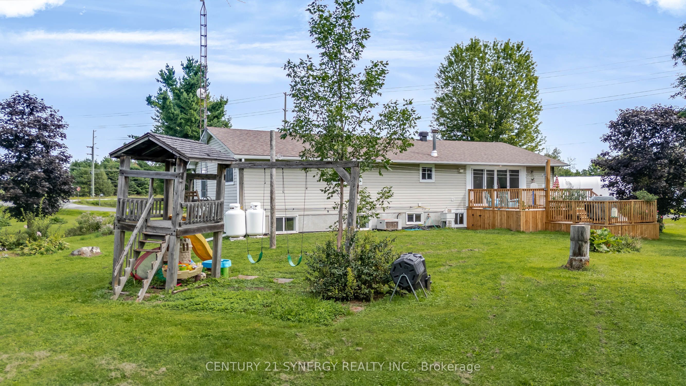 677 Bowes Side Road Property Photo 43