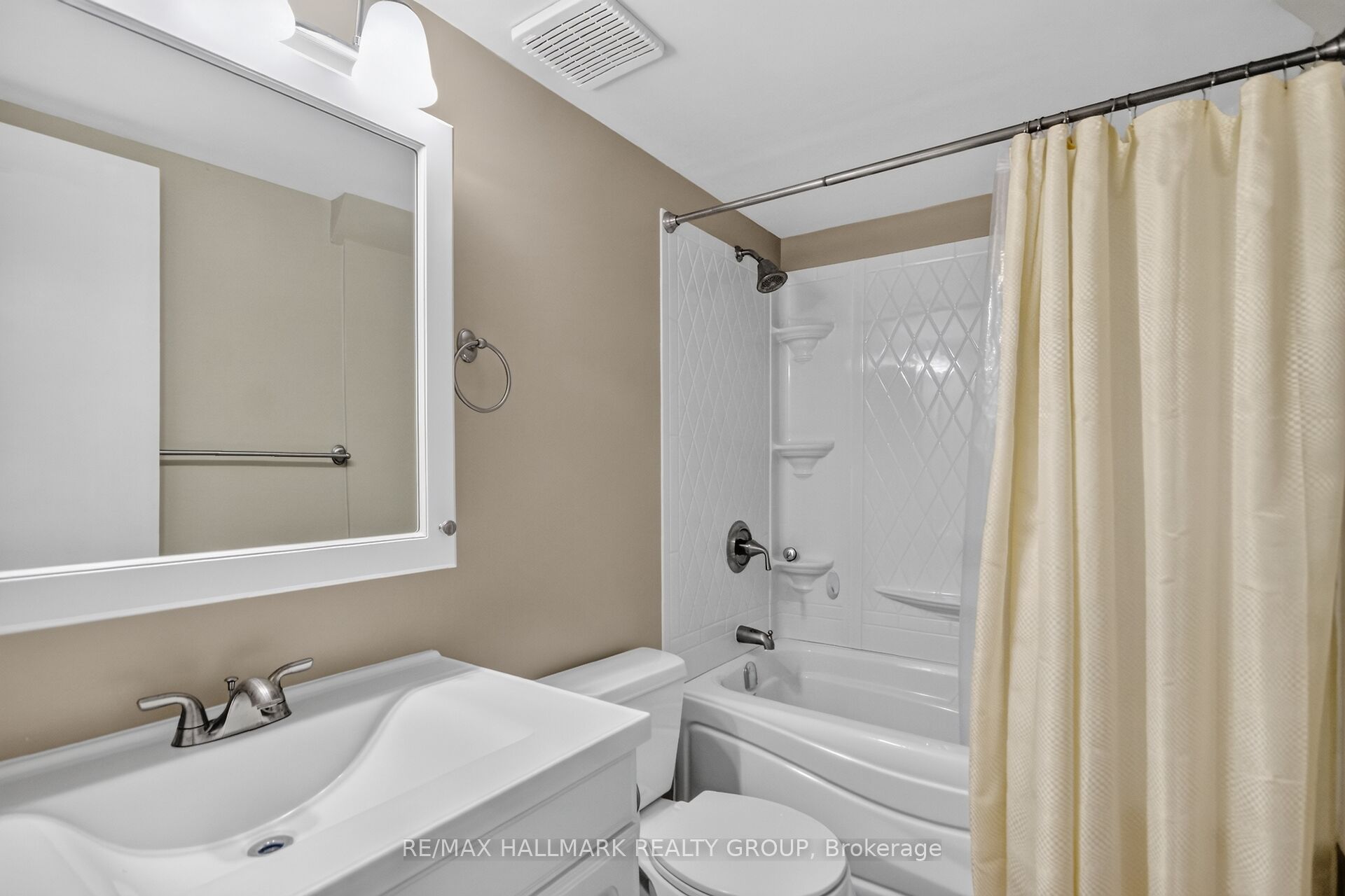 140 Rothesay Drive Property Photo 18
