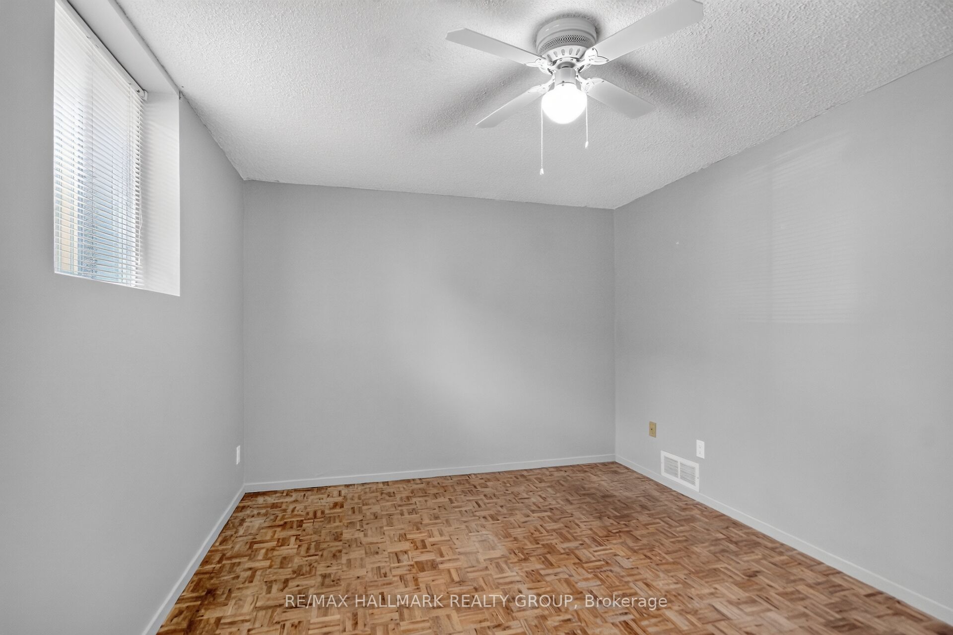 140 Rothesay Drive Property Photo 23
