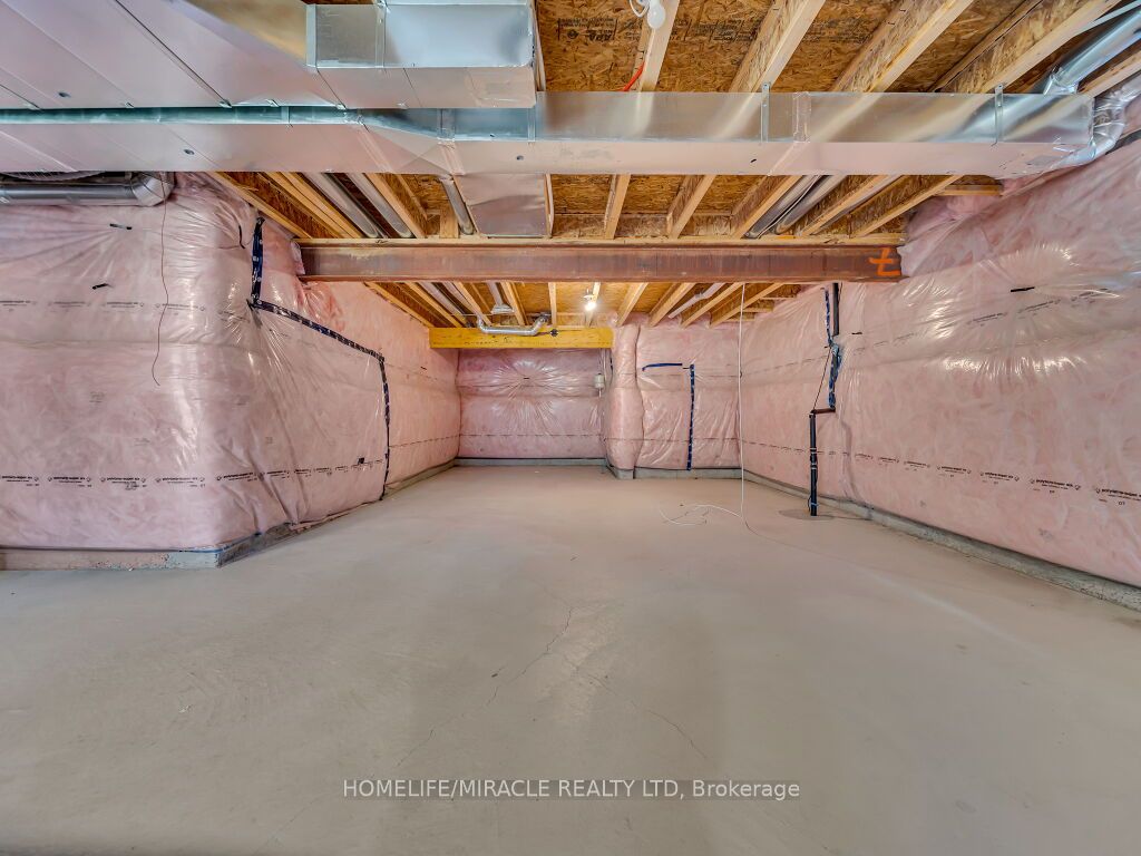 52 Compass Trail Property Photo 38