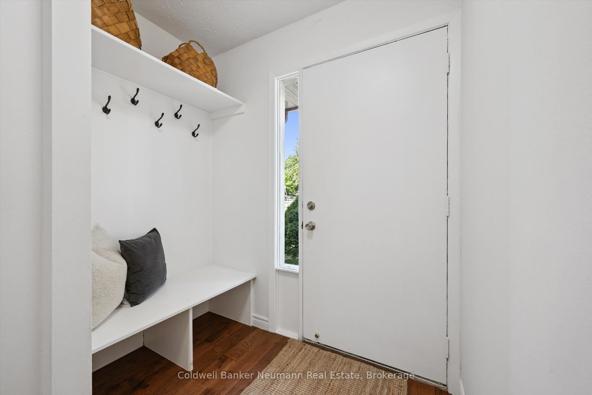 3 Meadow Crescent Property Photo 2