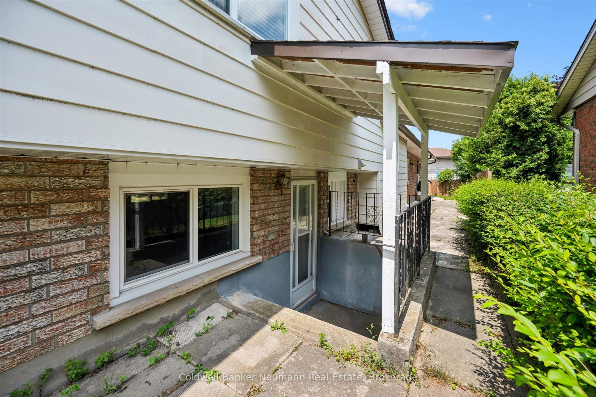 3 Meadow Crescent Property Photo 30