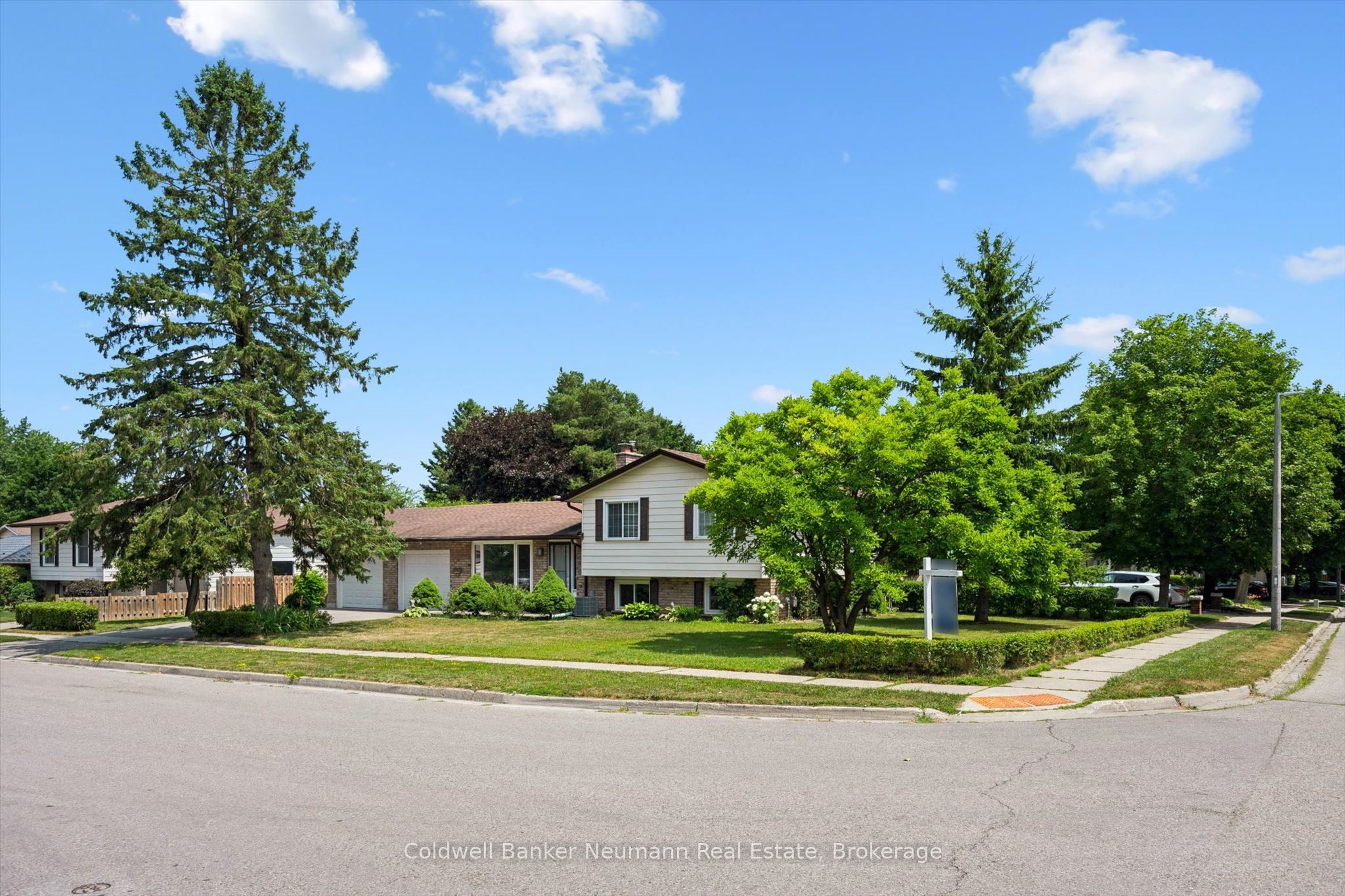 3 Meadow Crescent Property Photo 33