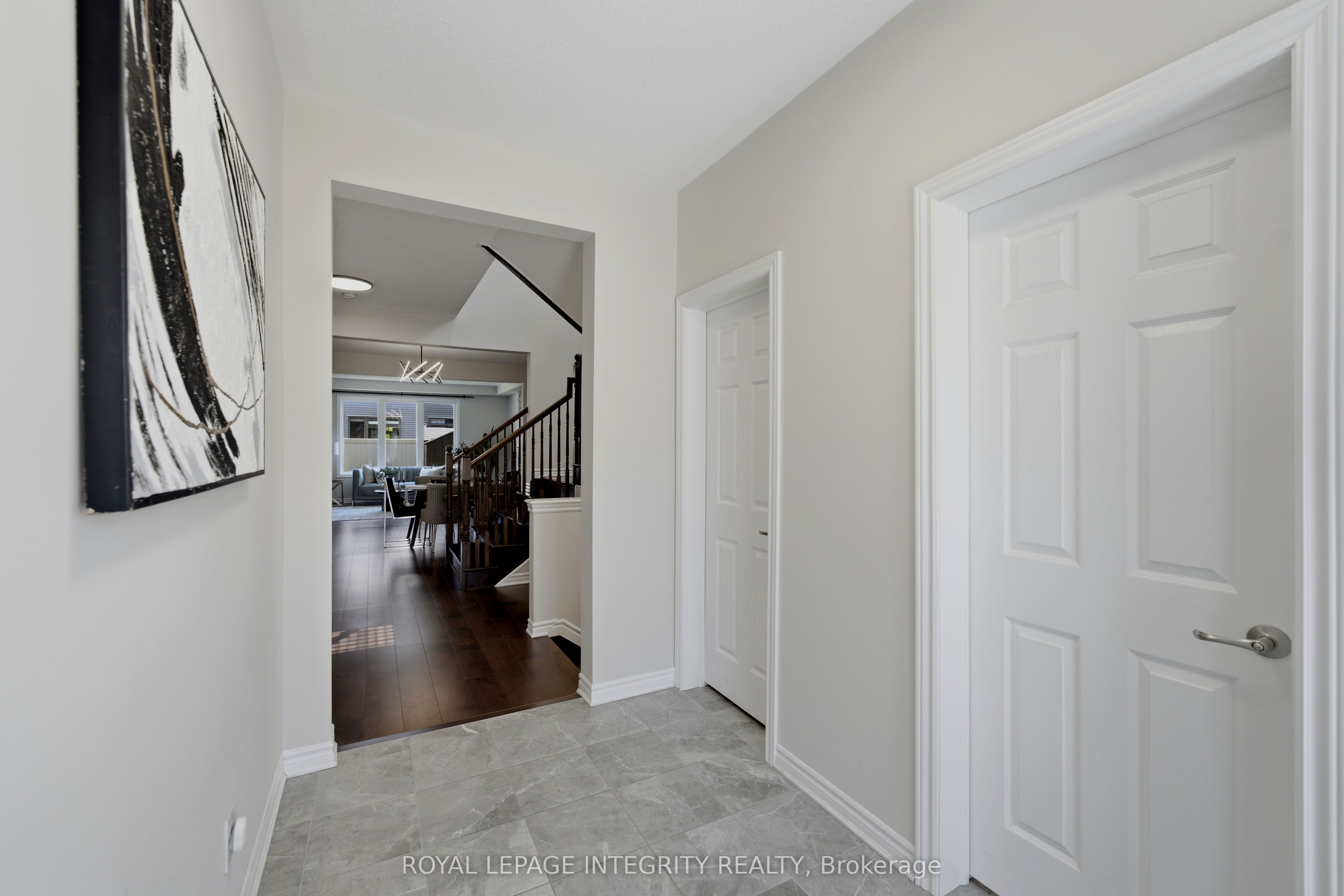 414 Aphelion Crescent Property Photo 4