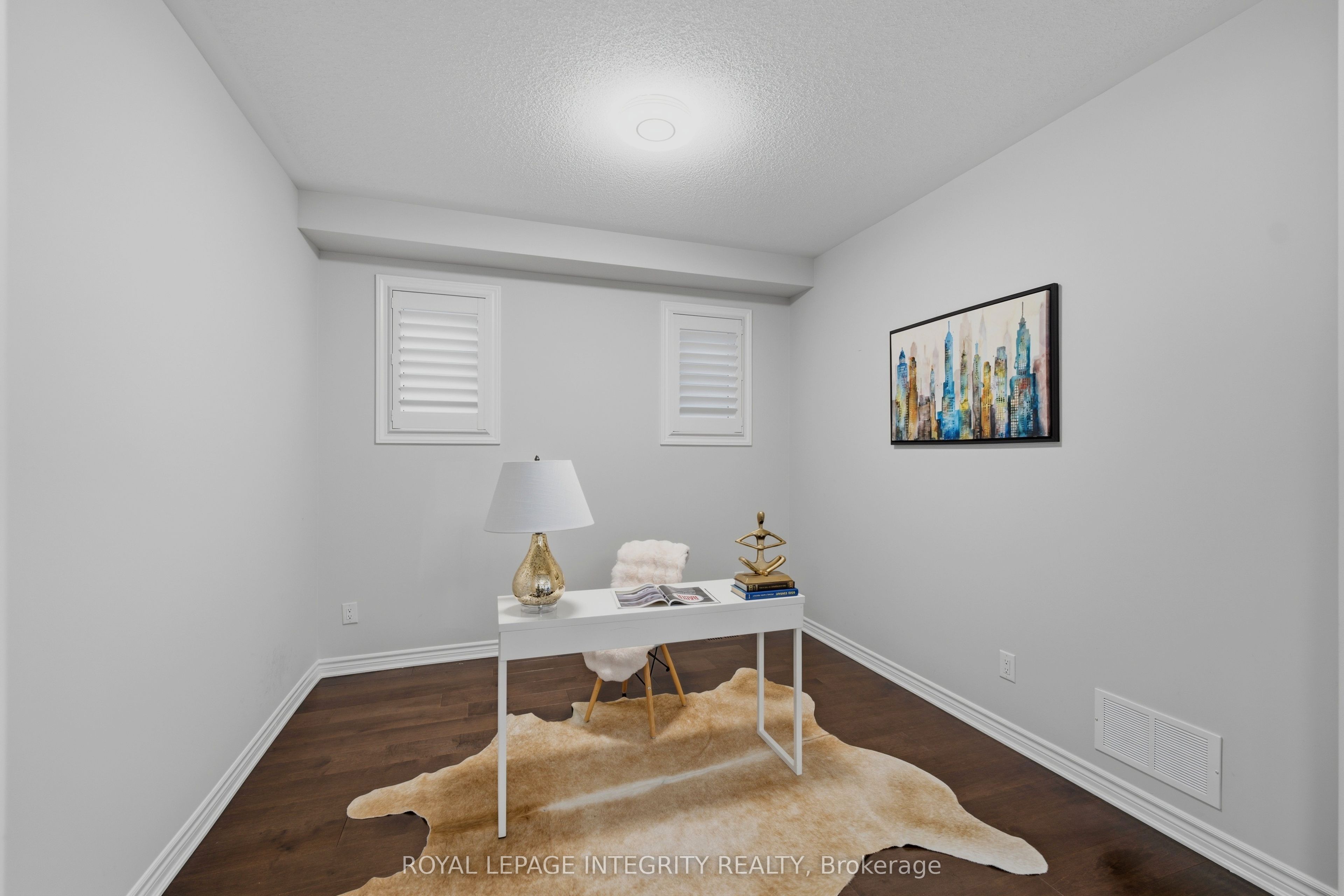 414 Aphelion Crescent Property Photo 8