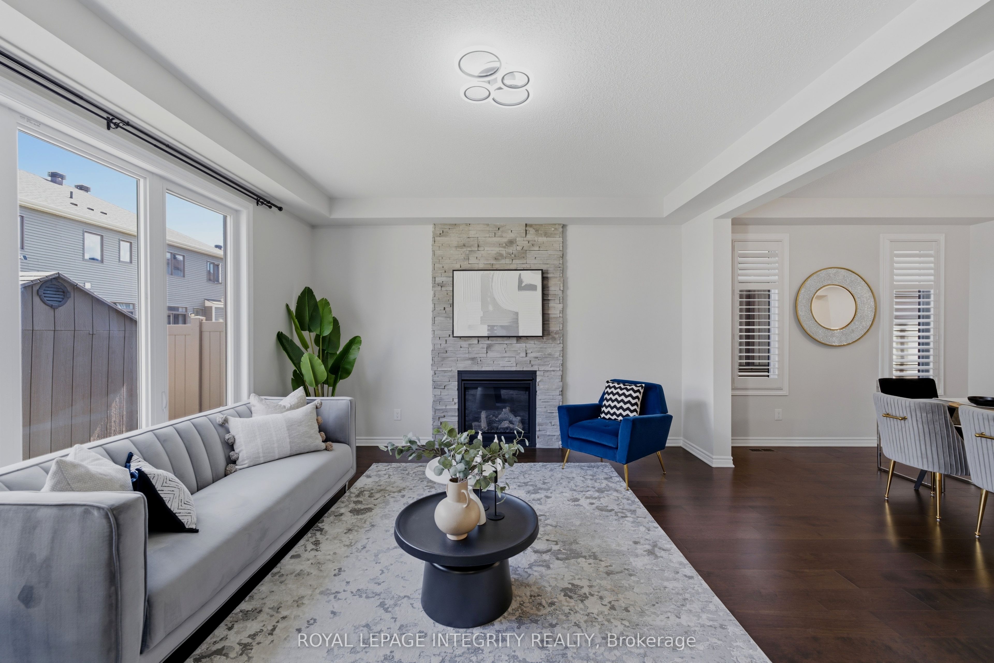 414 Aphelion Crescent Property Photo 15