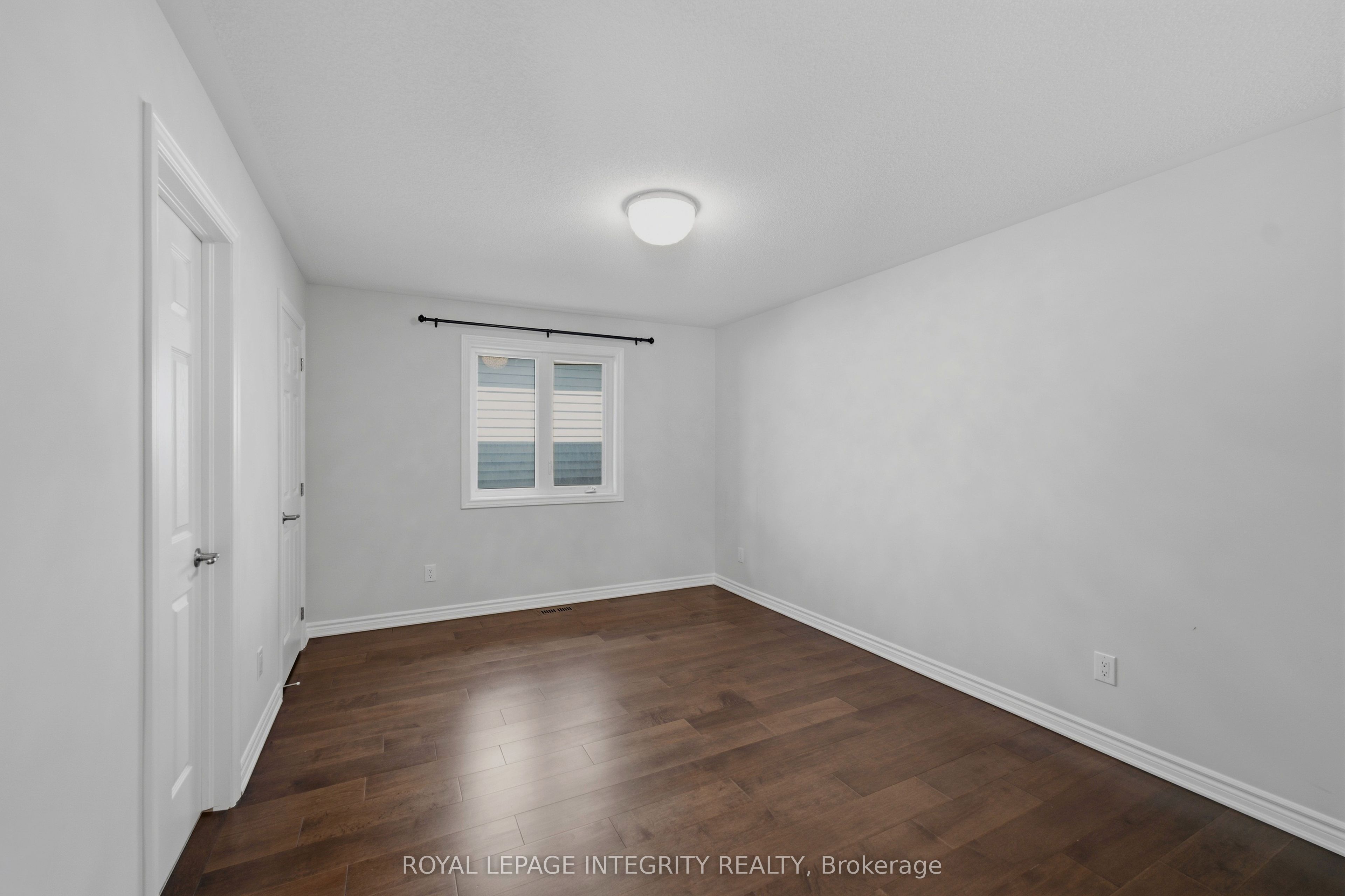 414 Aphelion Crescent Property Photo 37