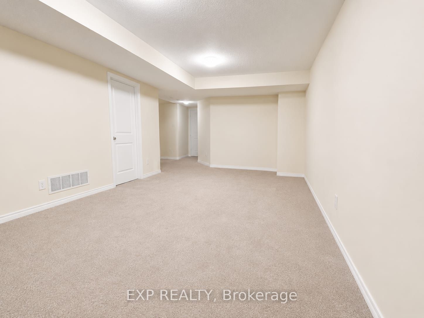 55 Fallengale Crescent Property Photo 11