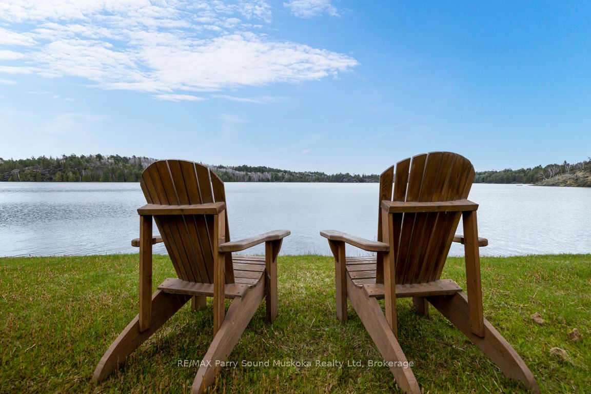 247 Blue Jay Road Property Photo 2