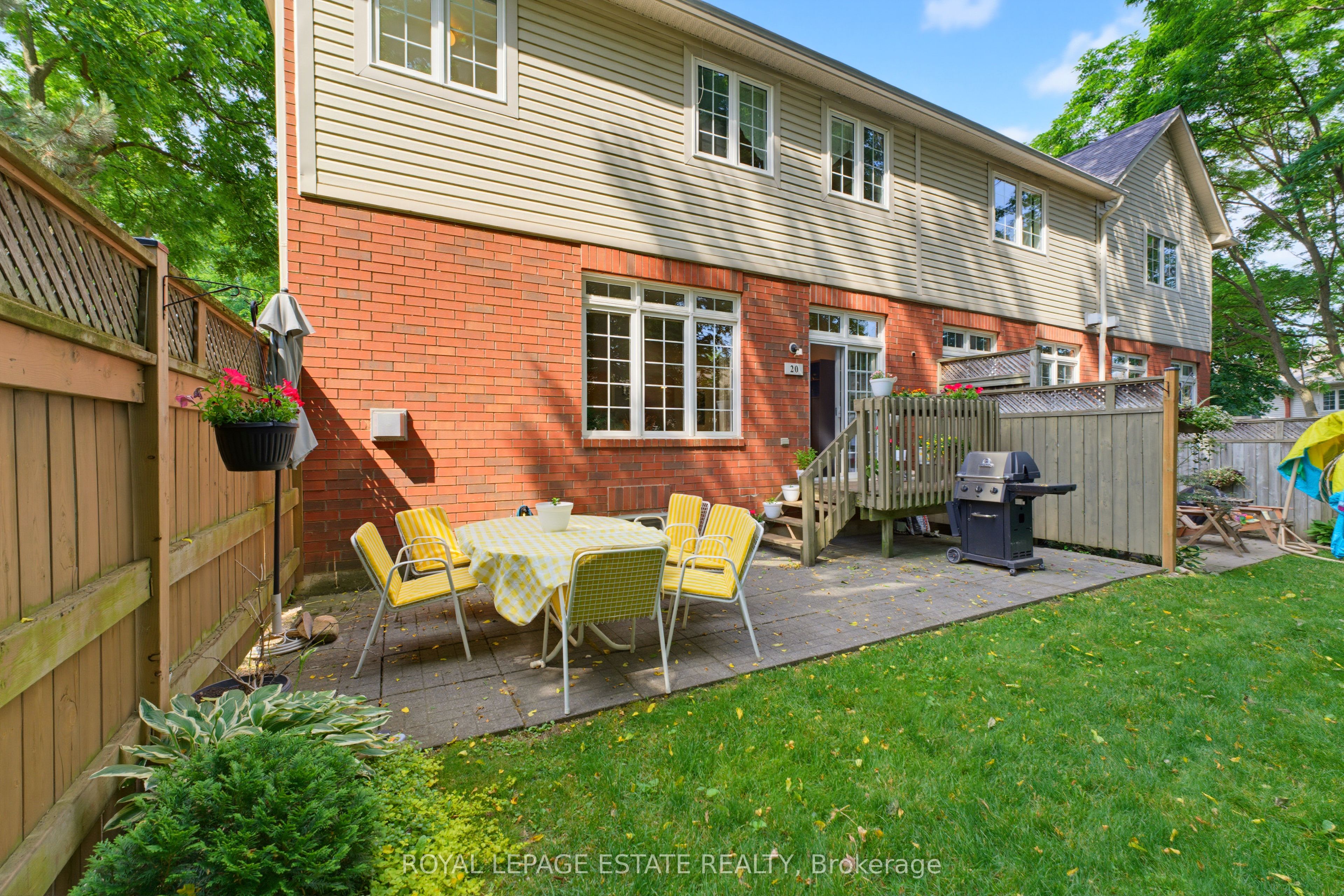 120 Beddoe Drive 20 Property Photo 6