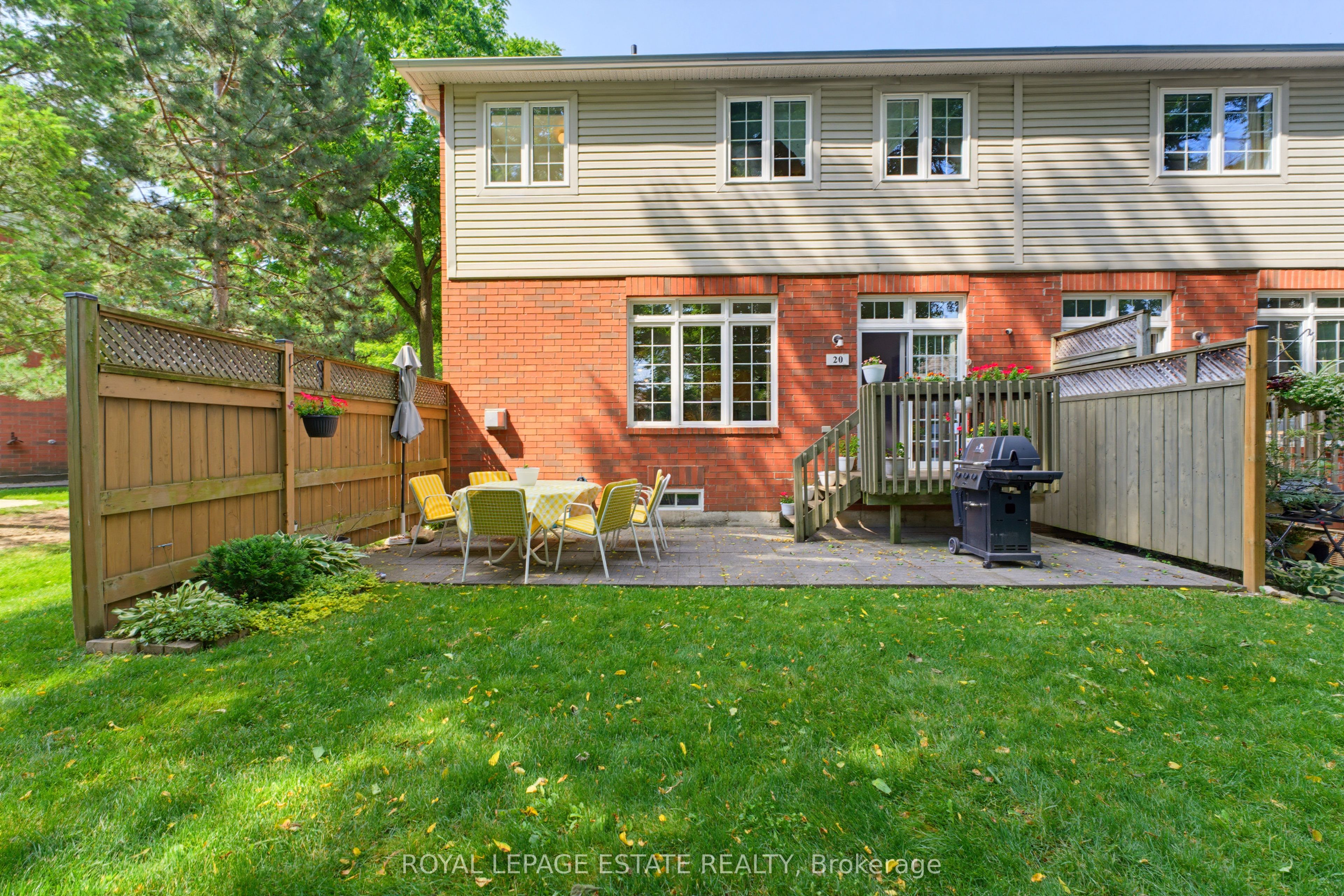 120 Beddoe Drive 20 Property Photo 7
