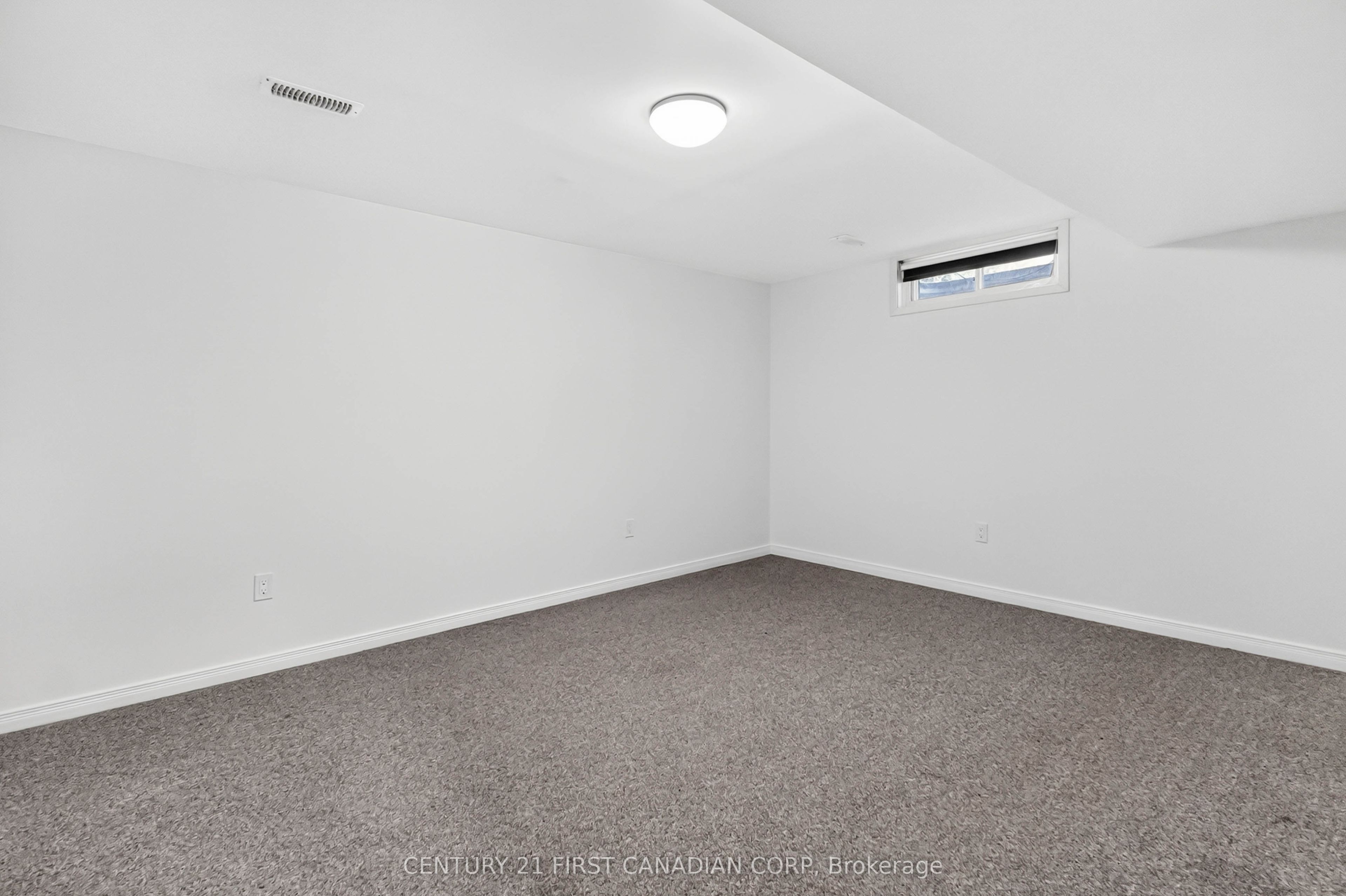 138 Harding Crescent Property Photo 21