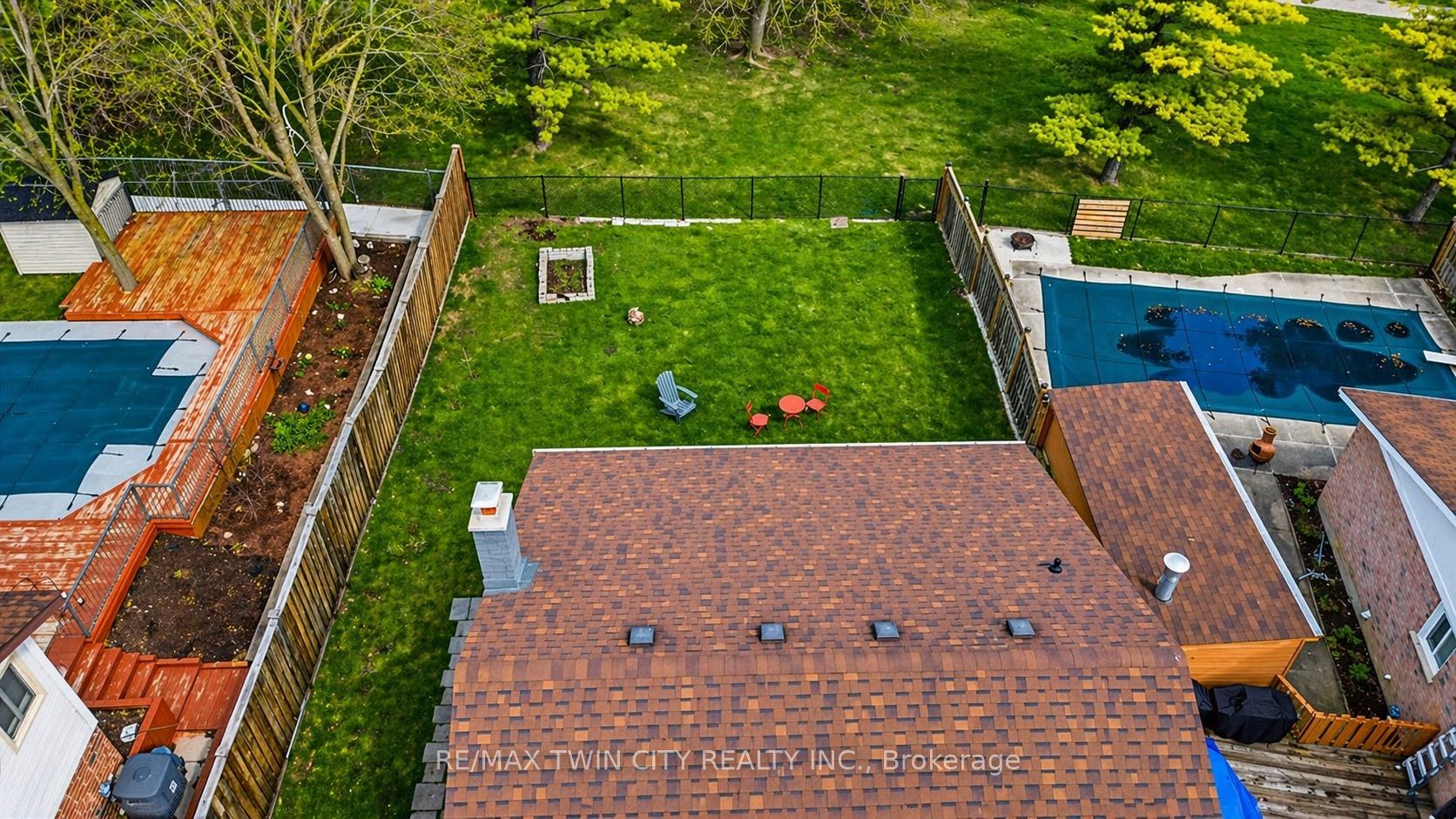 86 Carlyle Drive Property Photo 33