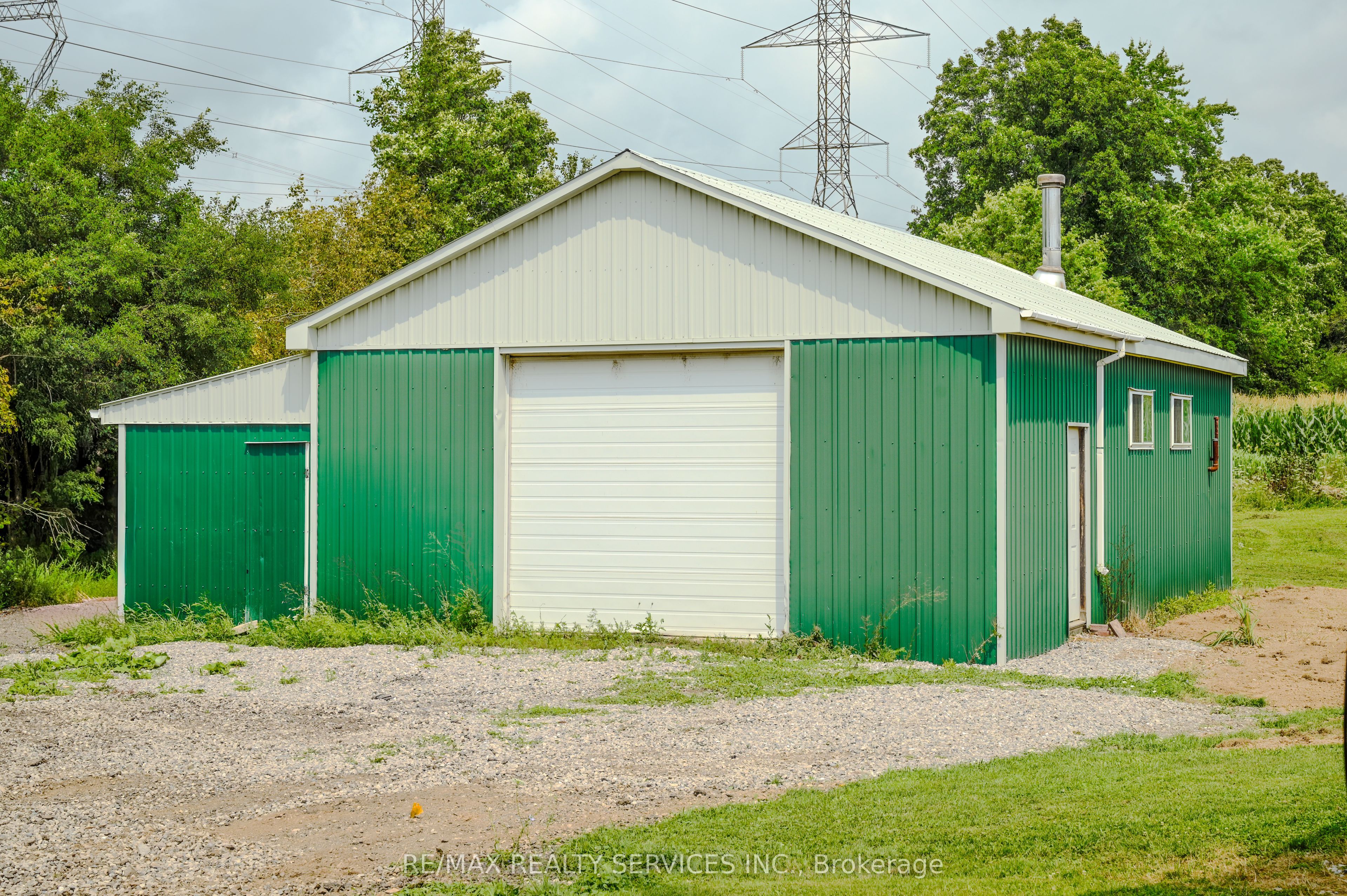 107 6th Line Property Photo 13