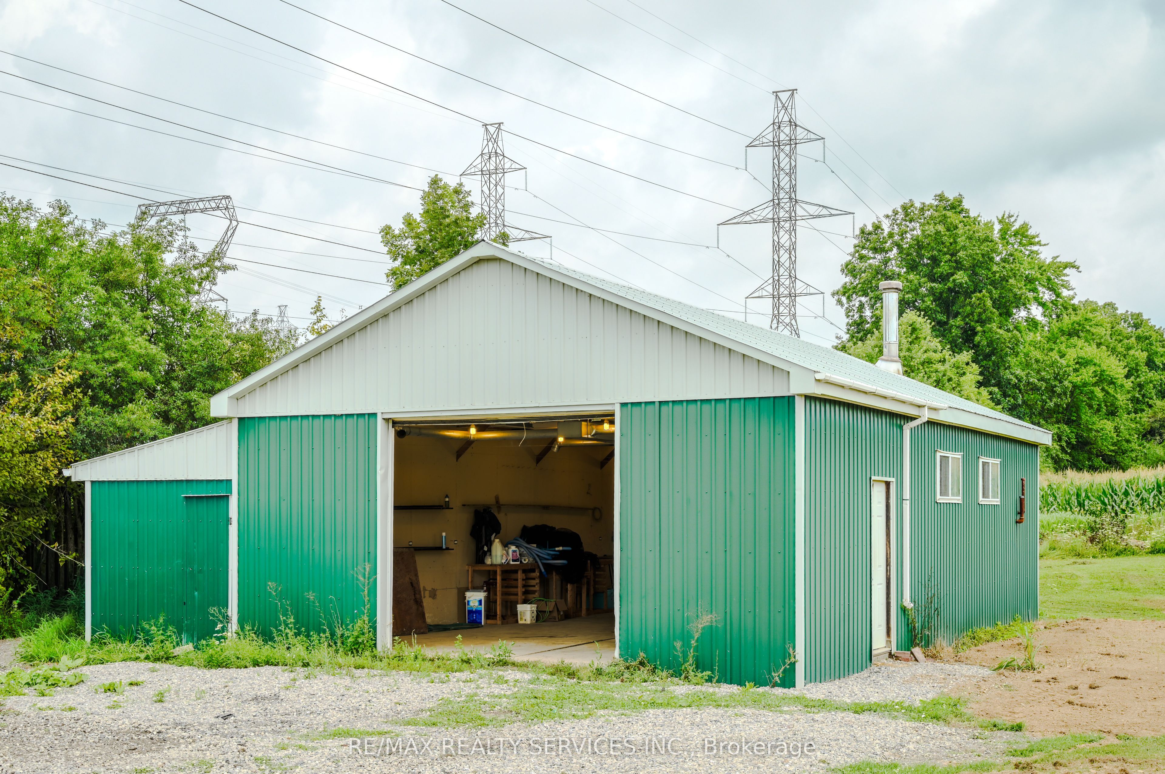 107 6th Line Property Photo 19