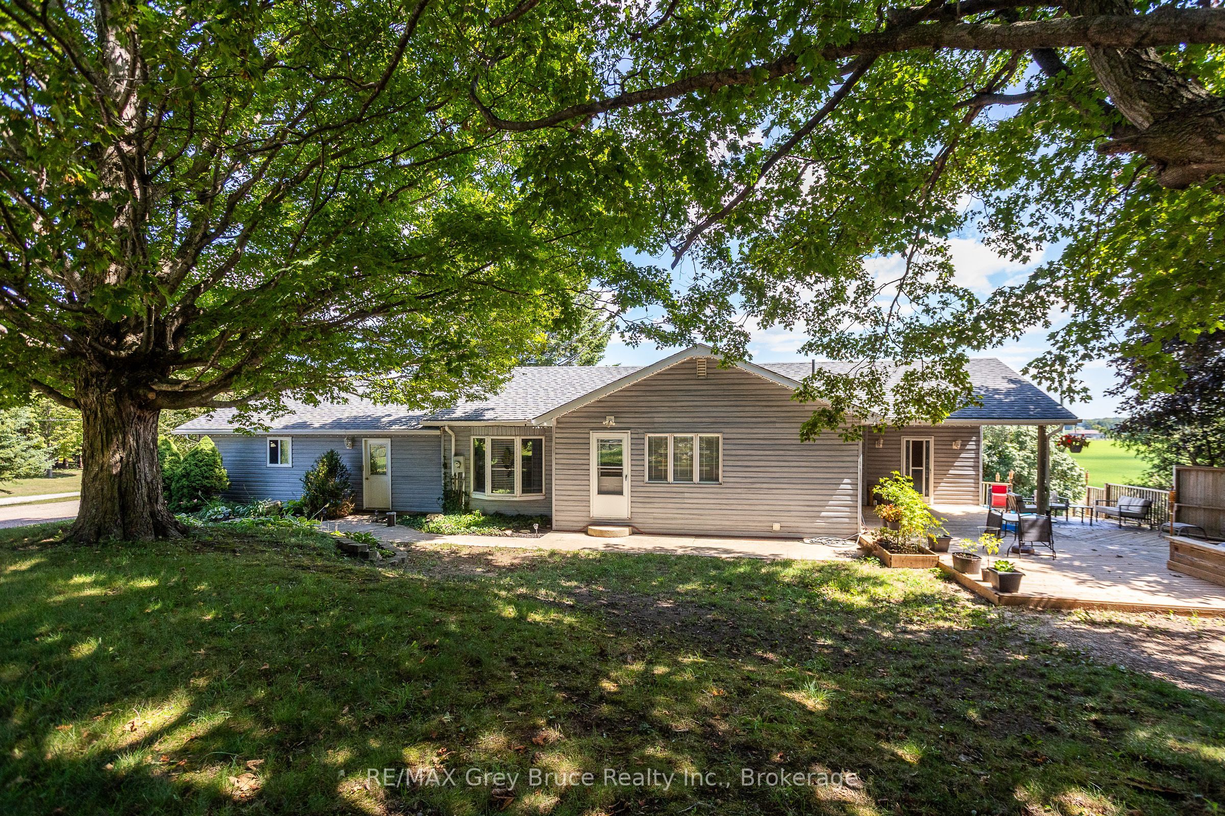 21486 Grey 16 Road Property Photo 27