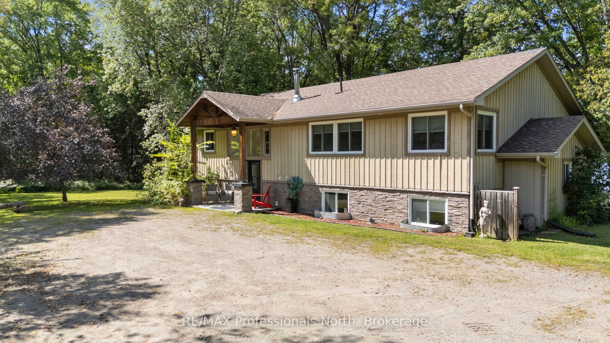 11357 Highway 118 Property Photo 9