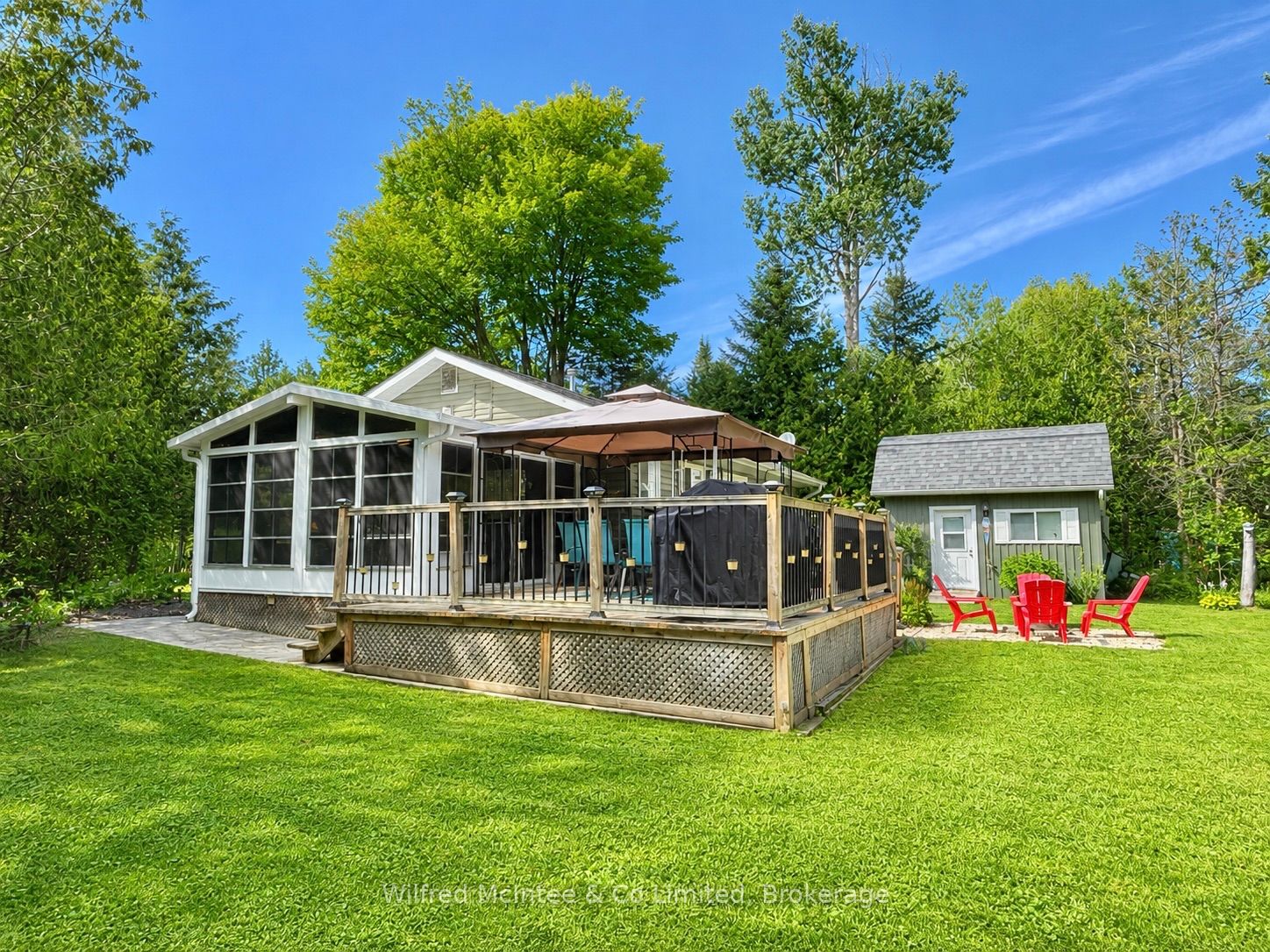 32 Mohawk Drive Property Photo 6