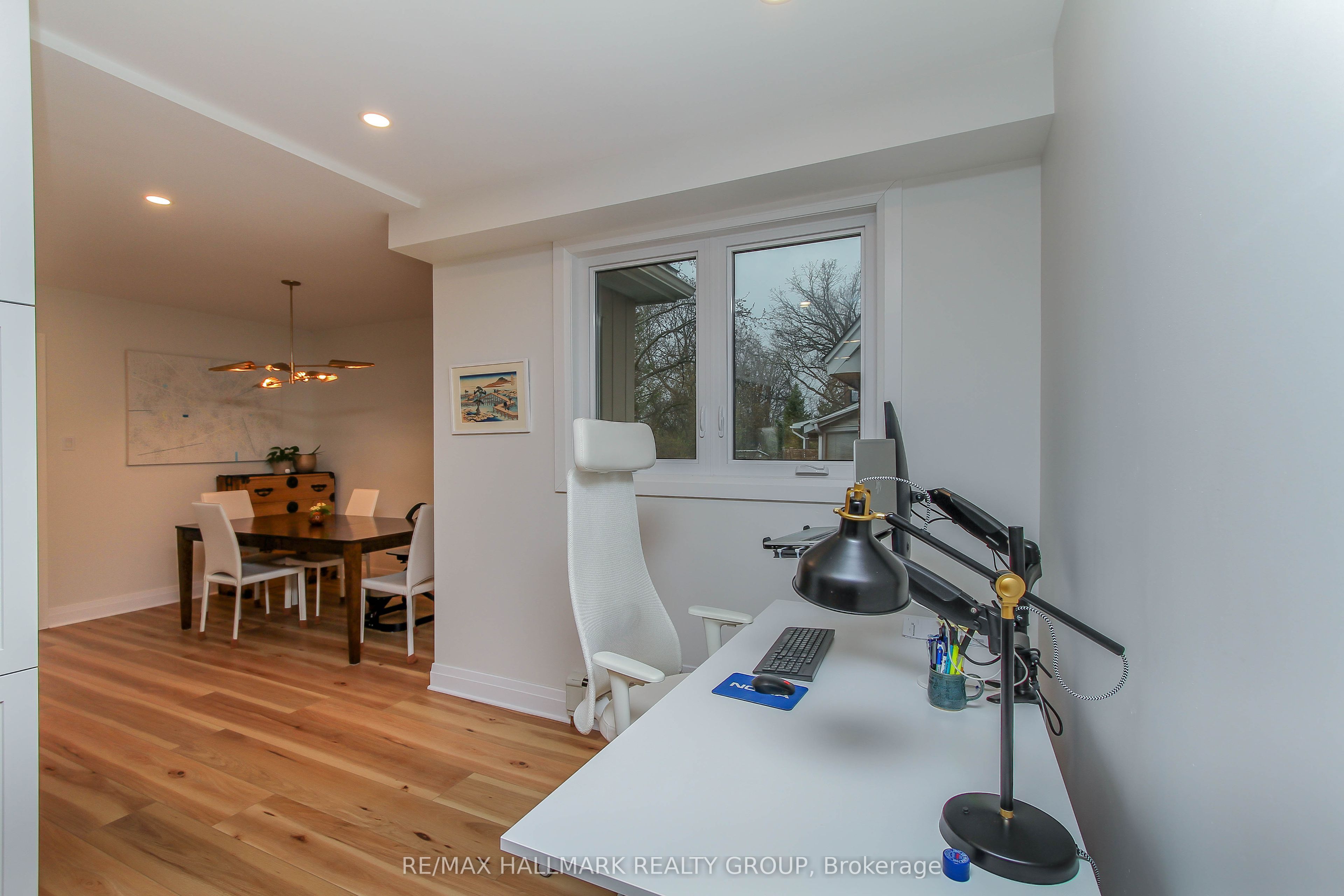 220 Cowley Avenue Property Photo 14