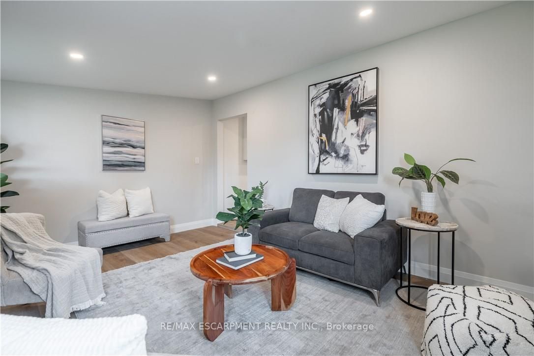 88 Ivon Avenue Property Photo 21