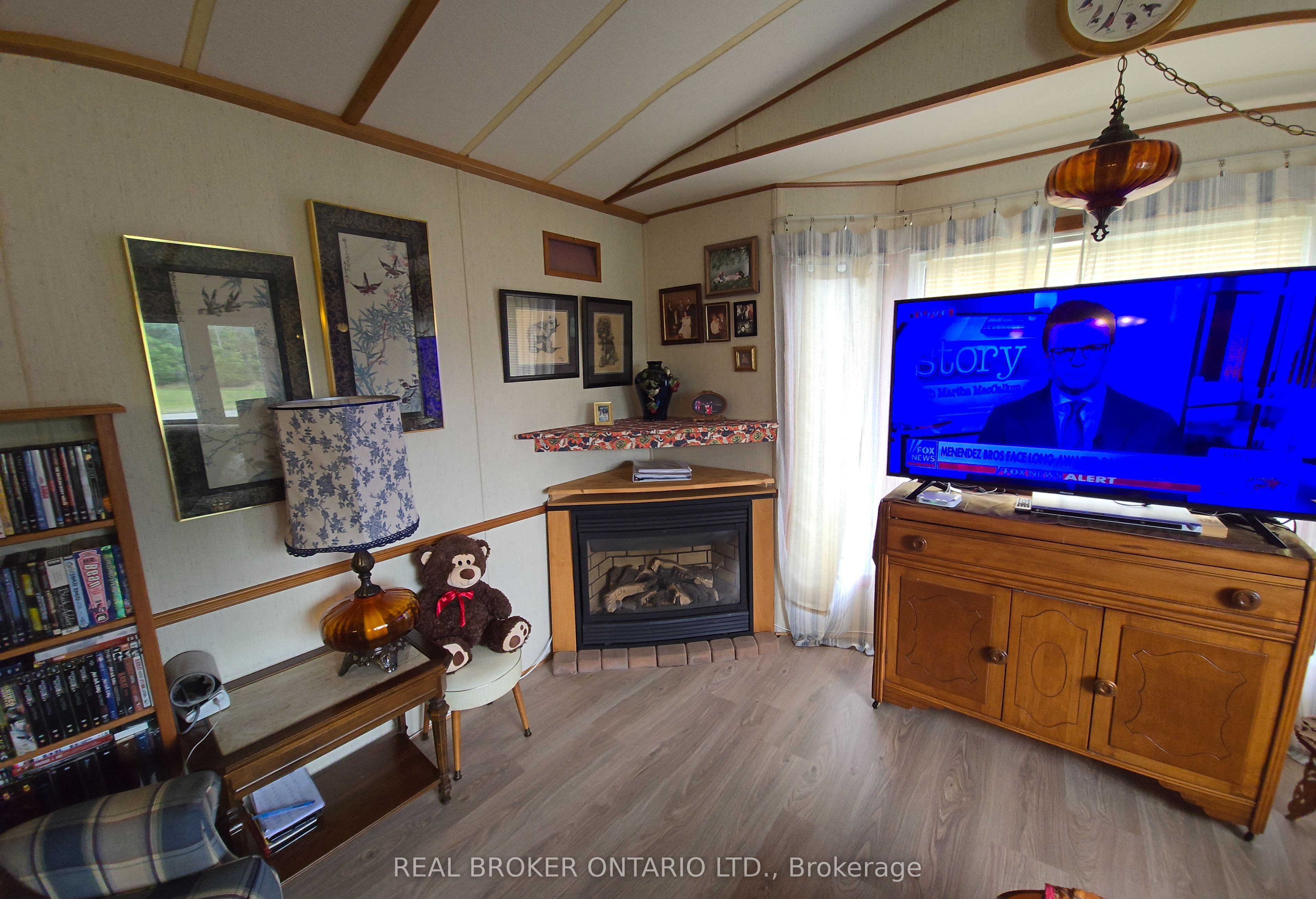 3033 Townline Road 10 Property Photo 14
