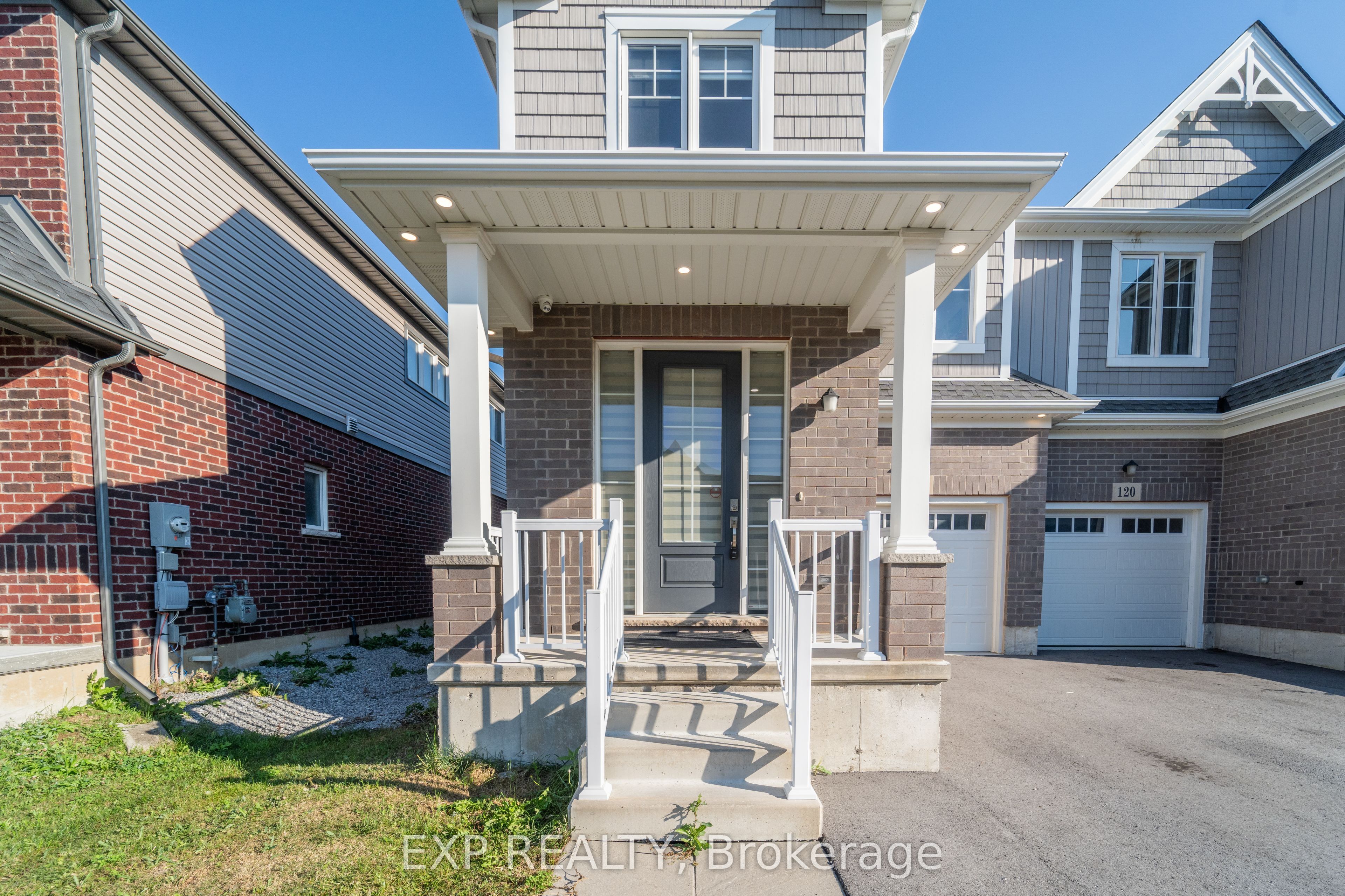 116 Bur Oak Drive Property Photo 3
