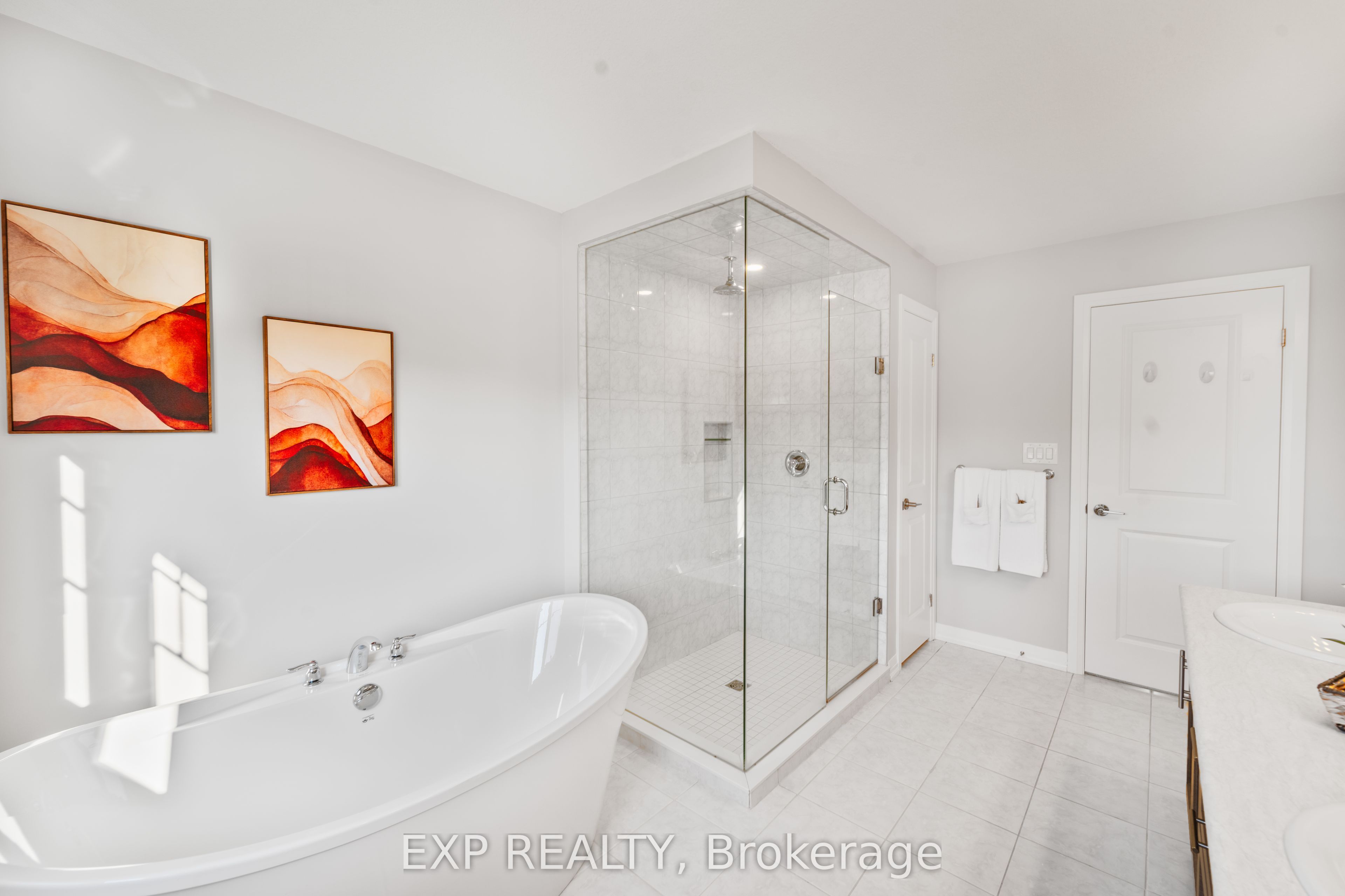 116 Bur Oak Drive Property Photo 23