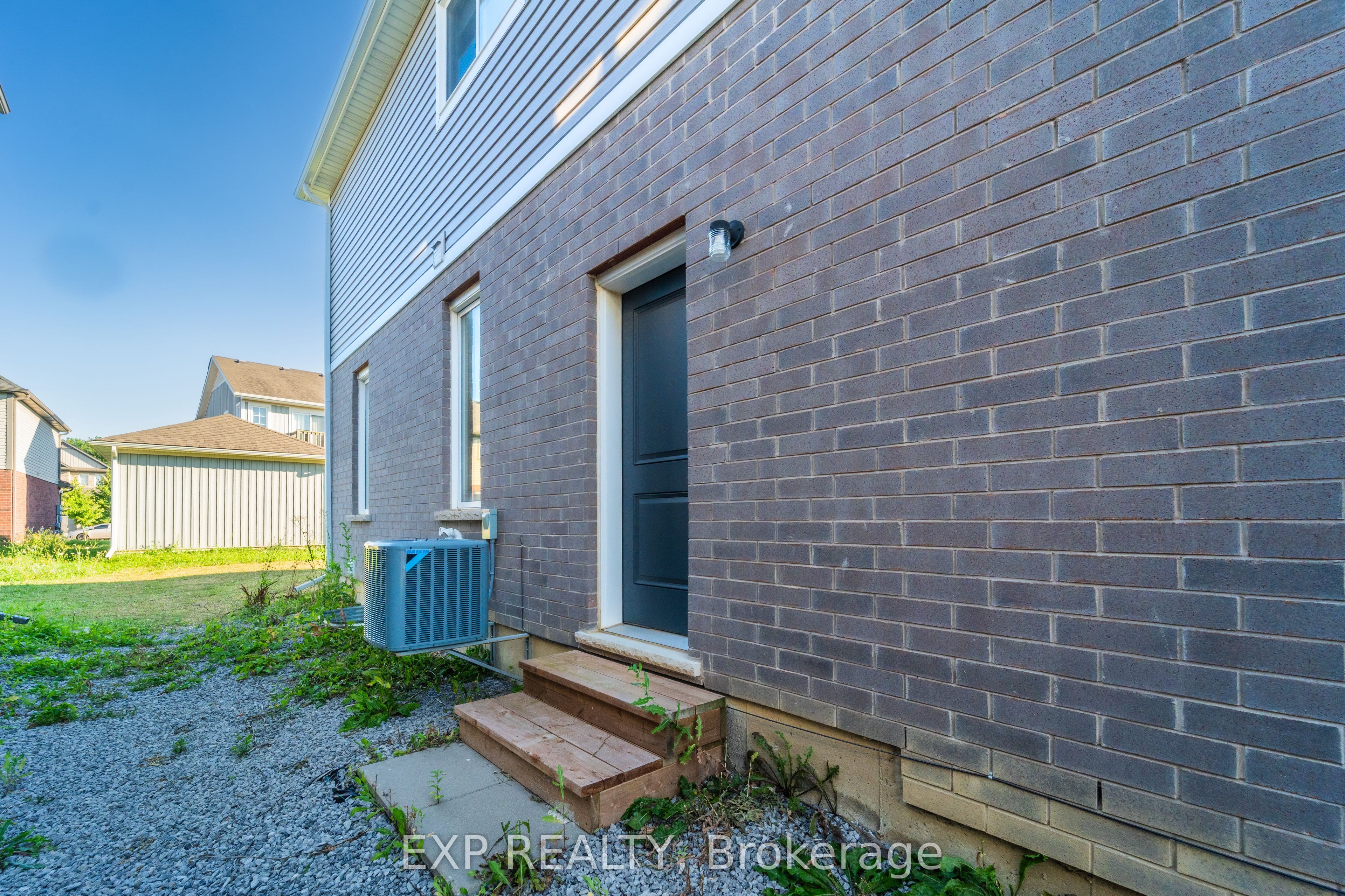 116 Bur Oak Drive Property Photo 31
