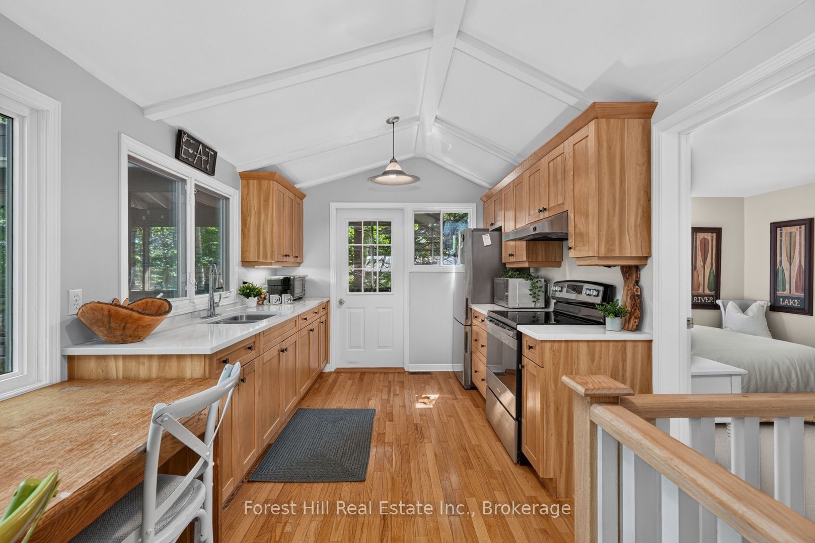 1208 Mccomb Point Drive Property Photo 10