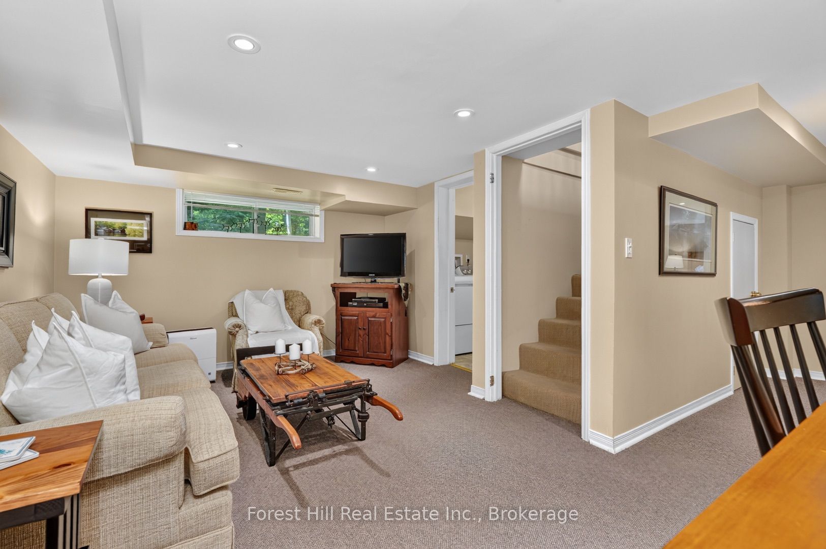 1208 Mccomb Point Drive Property Photo 18