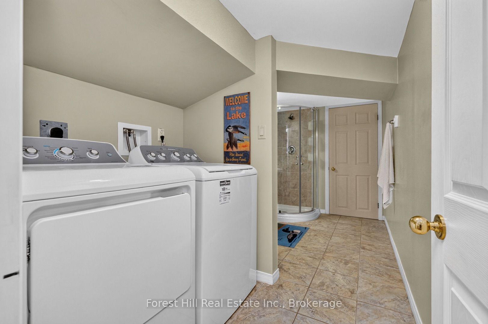 1208 Mccomb Point Drive Property Photo 22